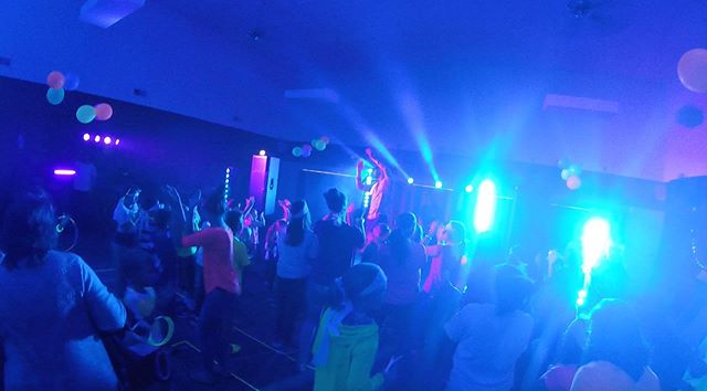 We had a great show last night in Paynesville, MN...complete with a black-light glow dance!