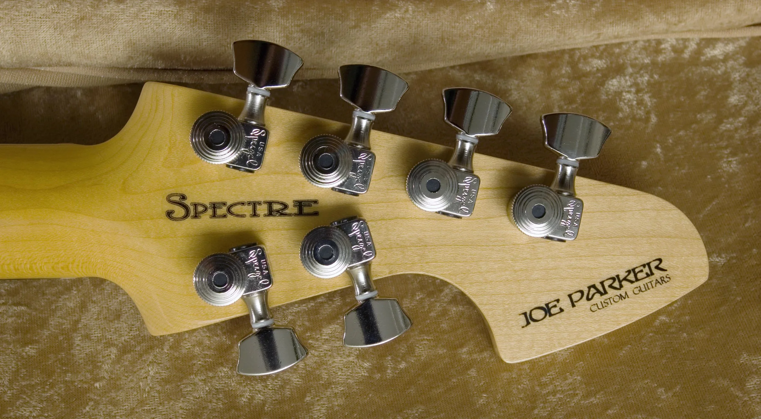 spectre004h.jpg