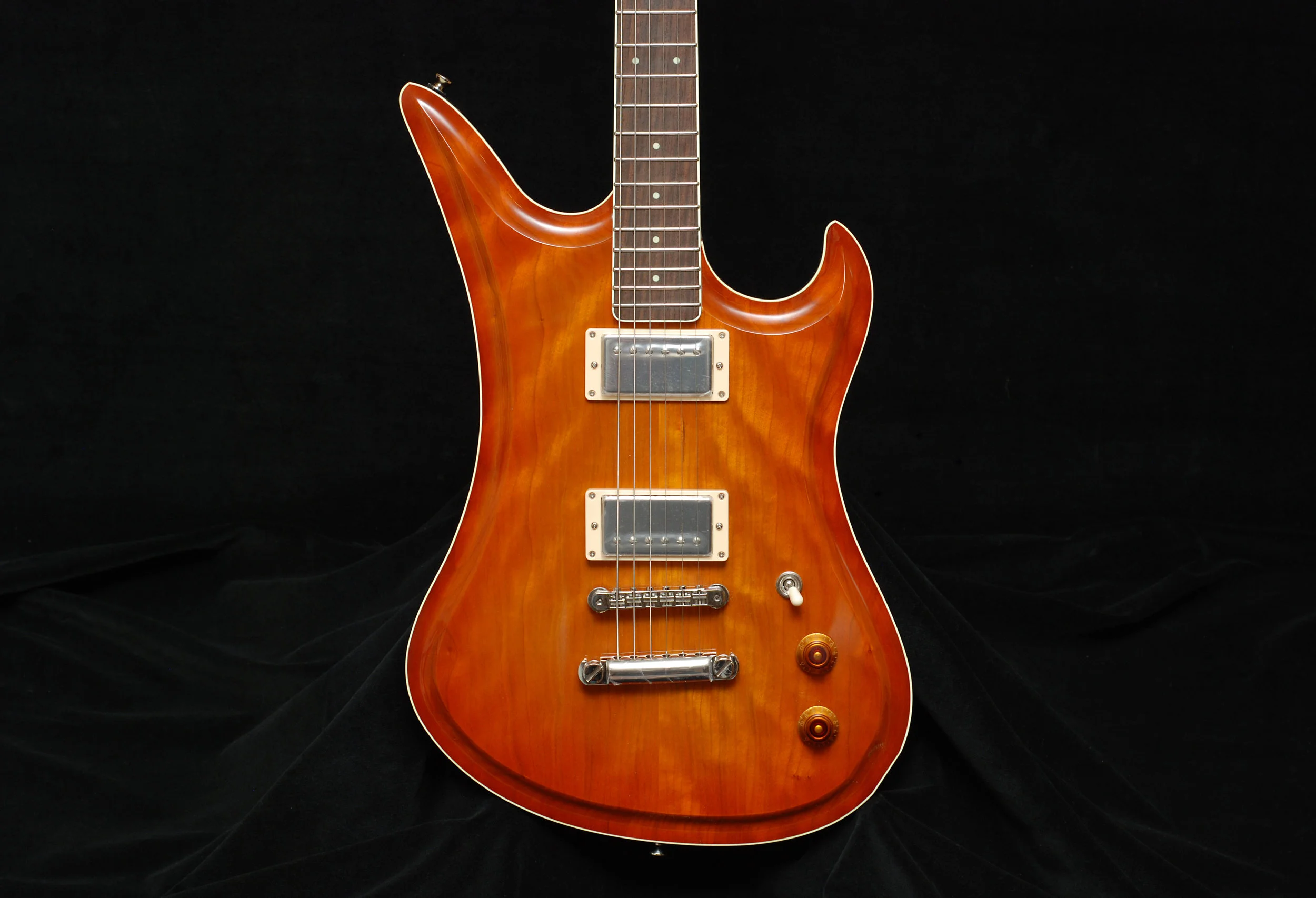Spectre Deluxe Cherry Burst