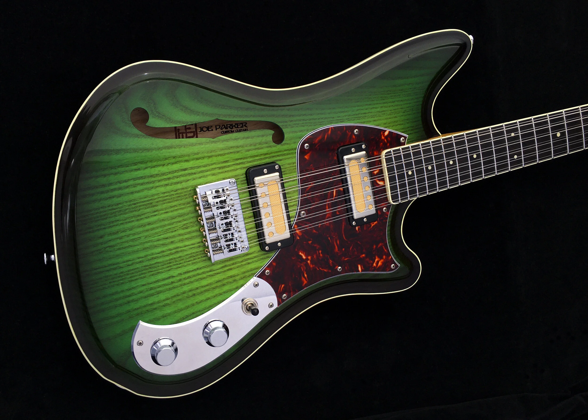 Guitar_Magretti_Emerald_Green