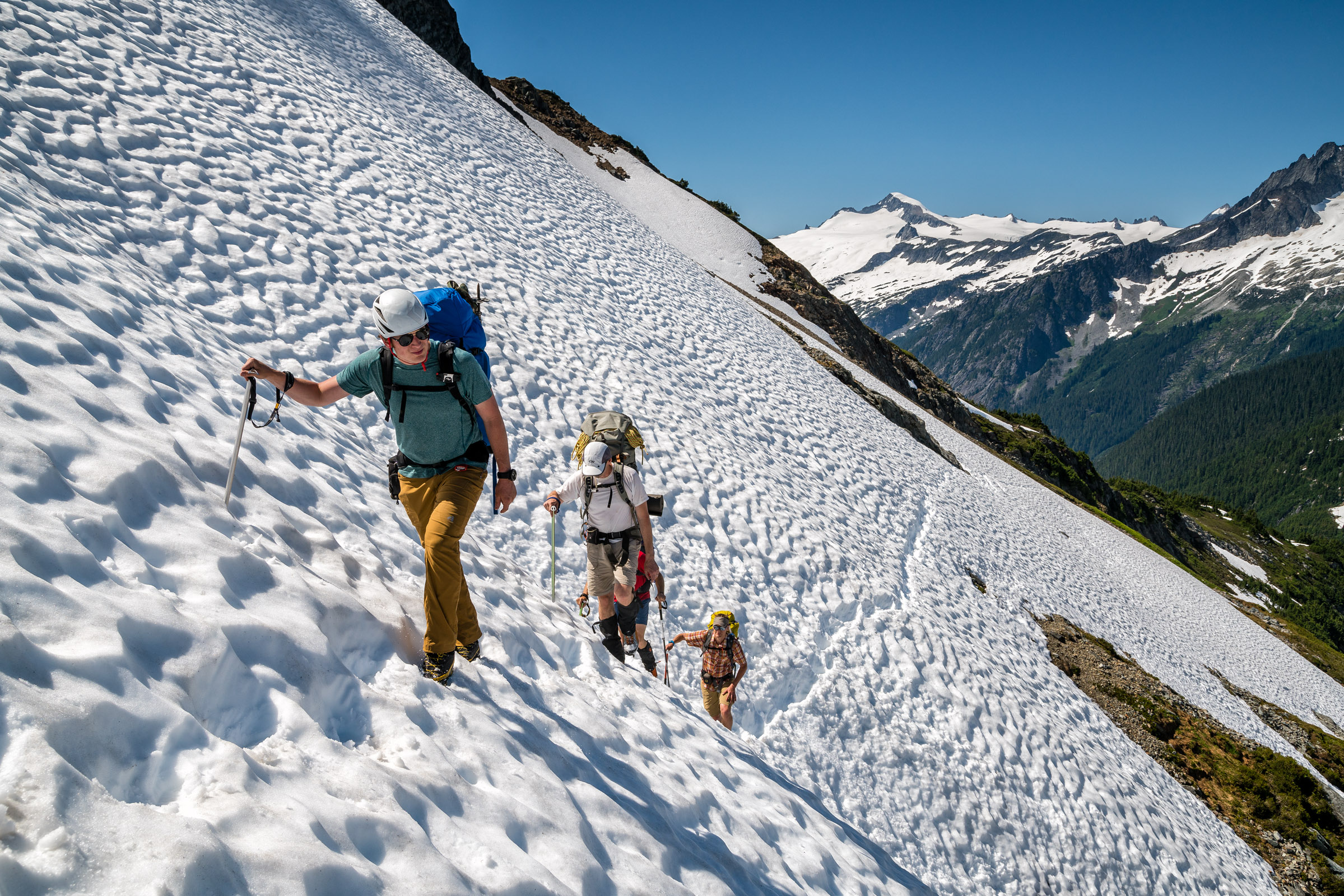  Adventures: Mountaineering and scenery of the Ptarmigan Traverse, a 35 mile alpine traverse in the North Cascades of Washington State 