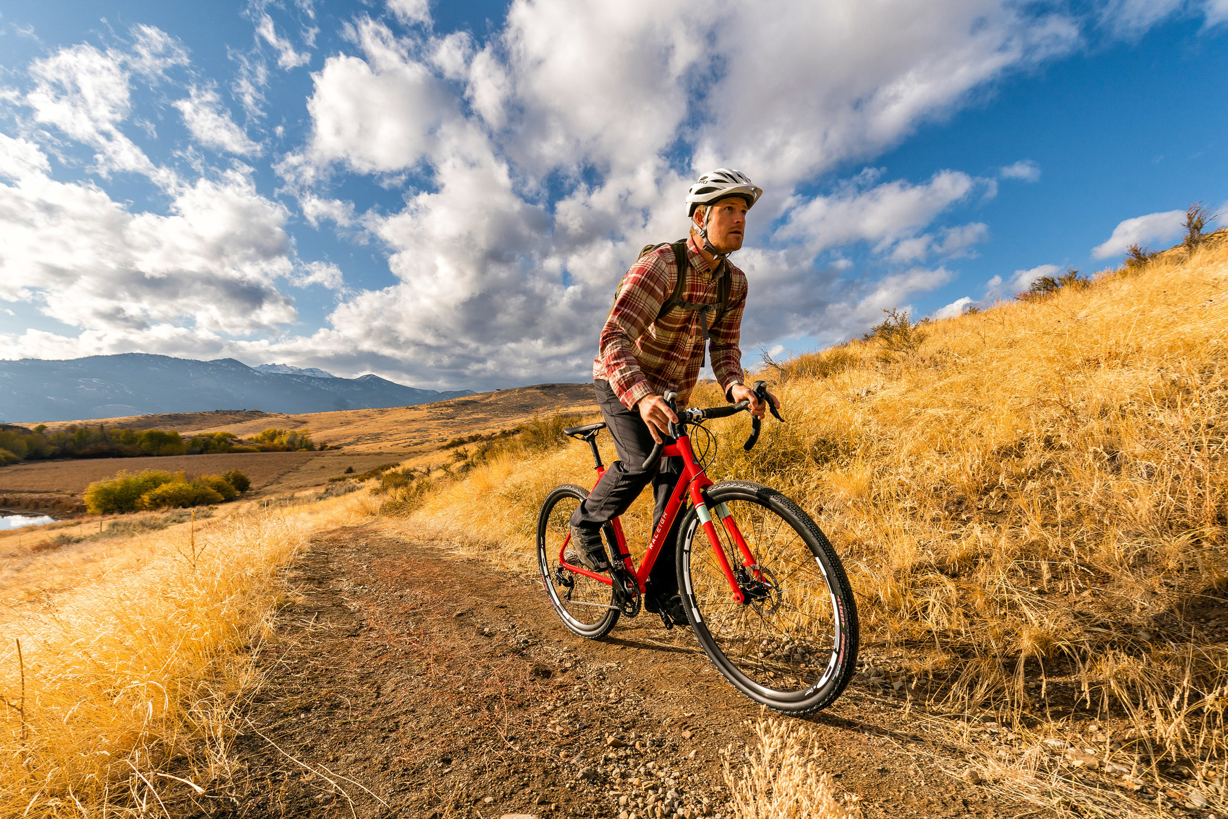  Adventure: Bike riding in the Methow Valley in the fall, Winthrop, Washington 