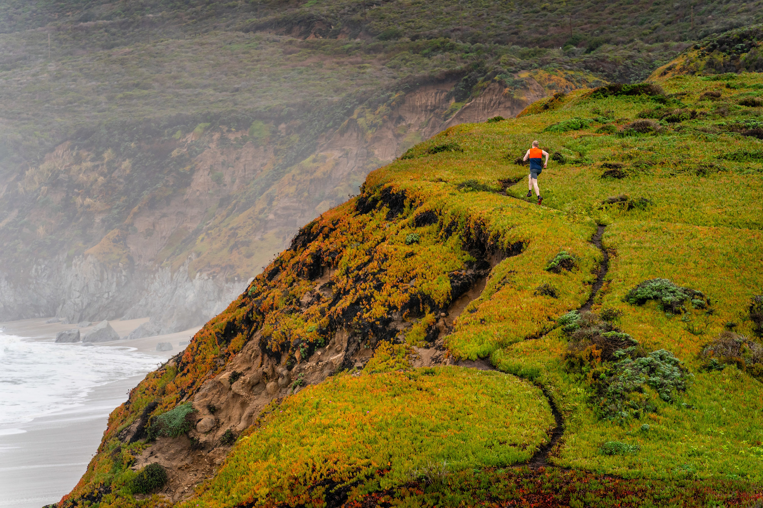  Adventure: Road and trail running along the Big Sur Coast, California 