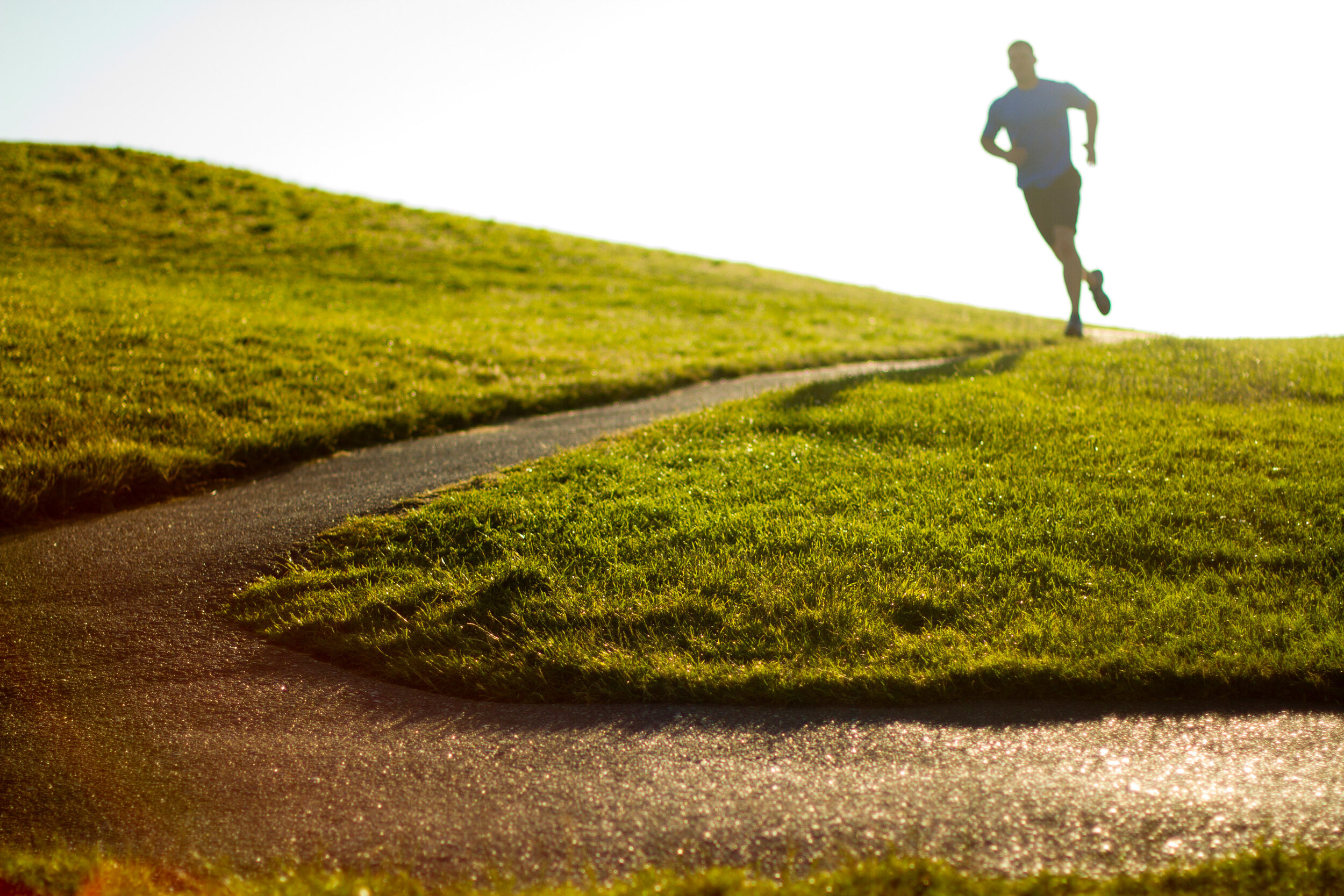  Lifestyle: Michael Hildebrand running on a path through Gas Works Park, Seattle 