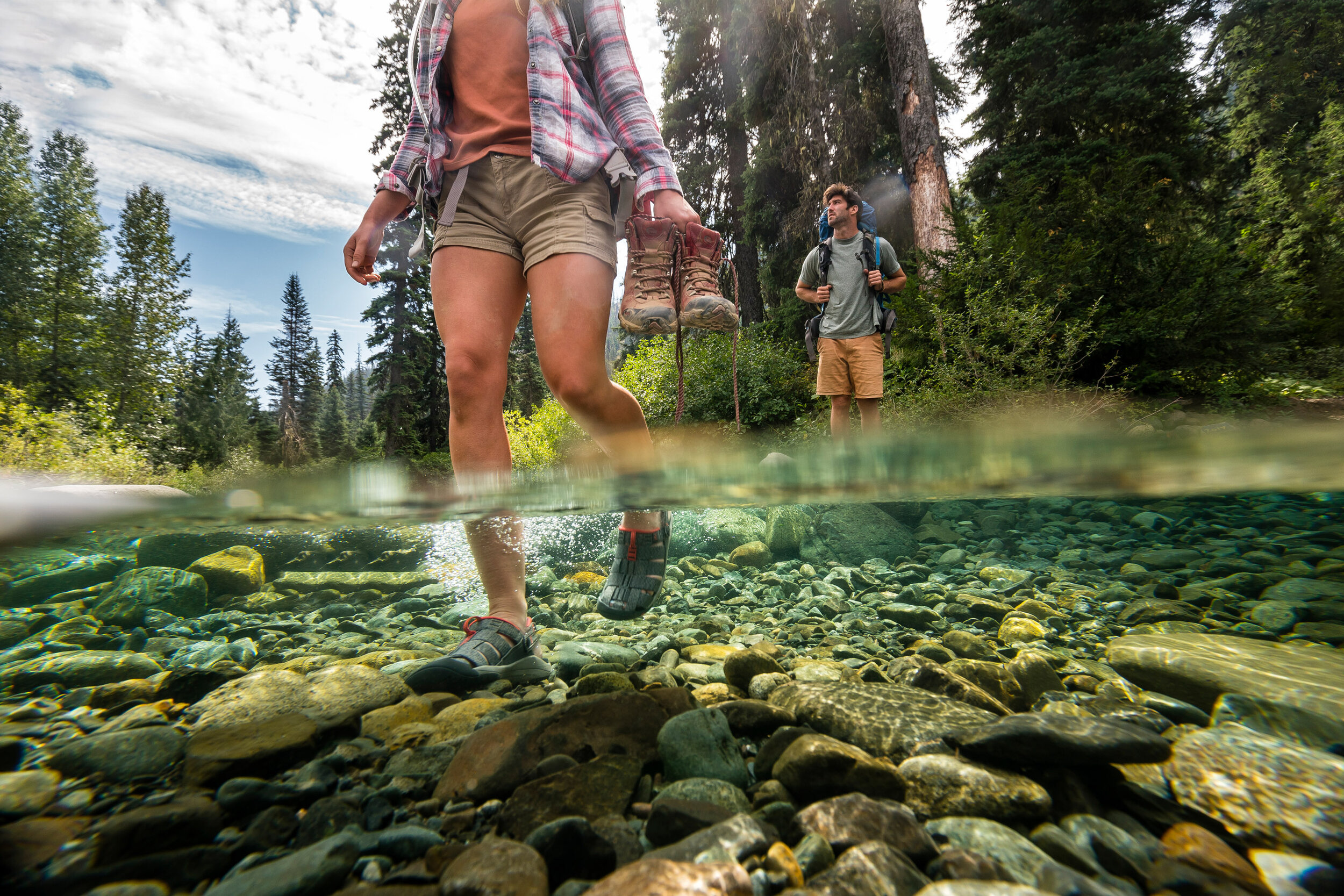  Adventure: Abby O'Neill and Tyler Roberts crossing the Teanaway River, Central Cascades 