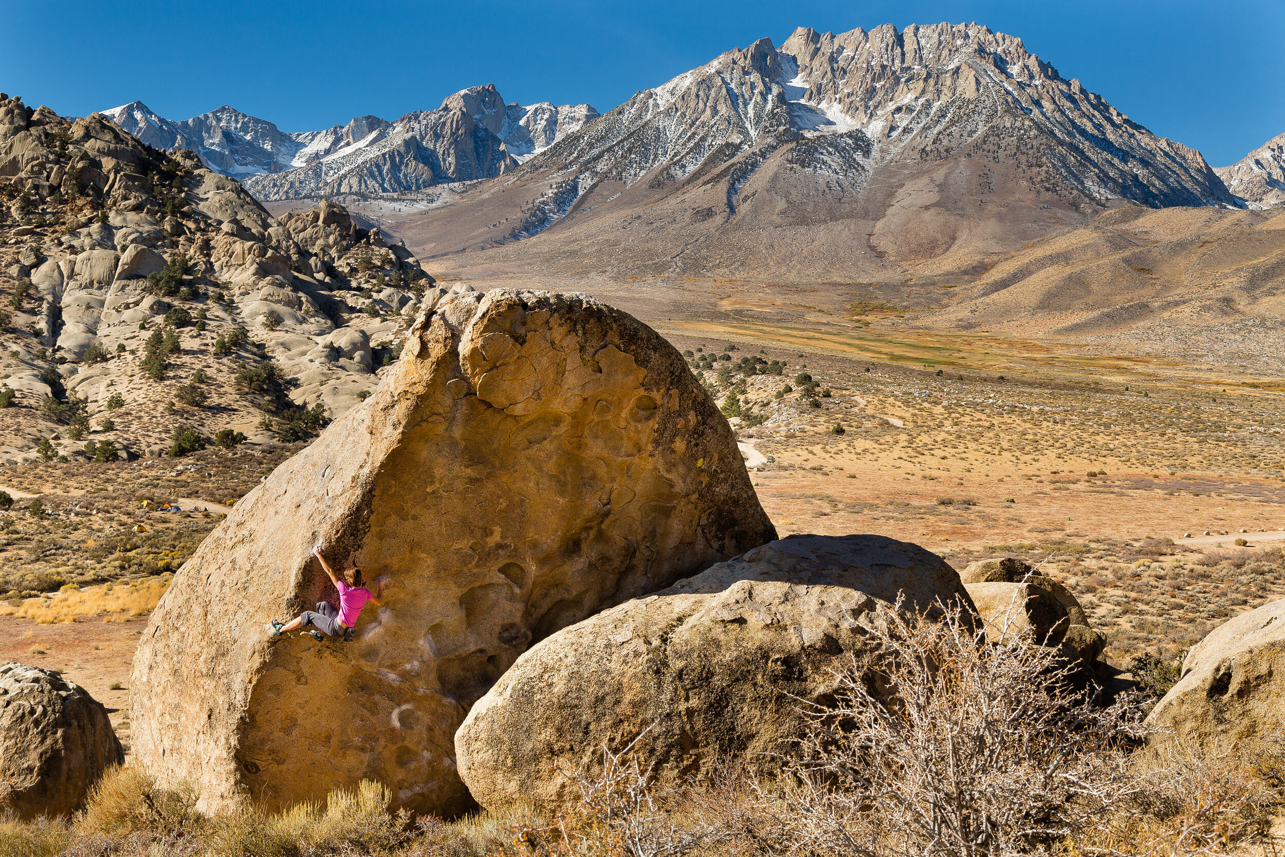  Adventure: Laura Lingeman bouldering in the Buttermilks, Eastern Sierras, California 