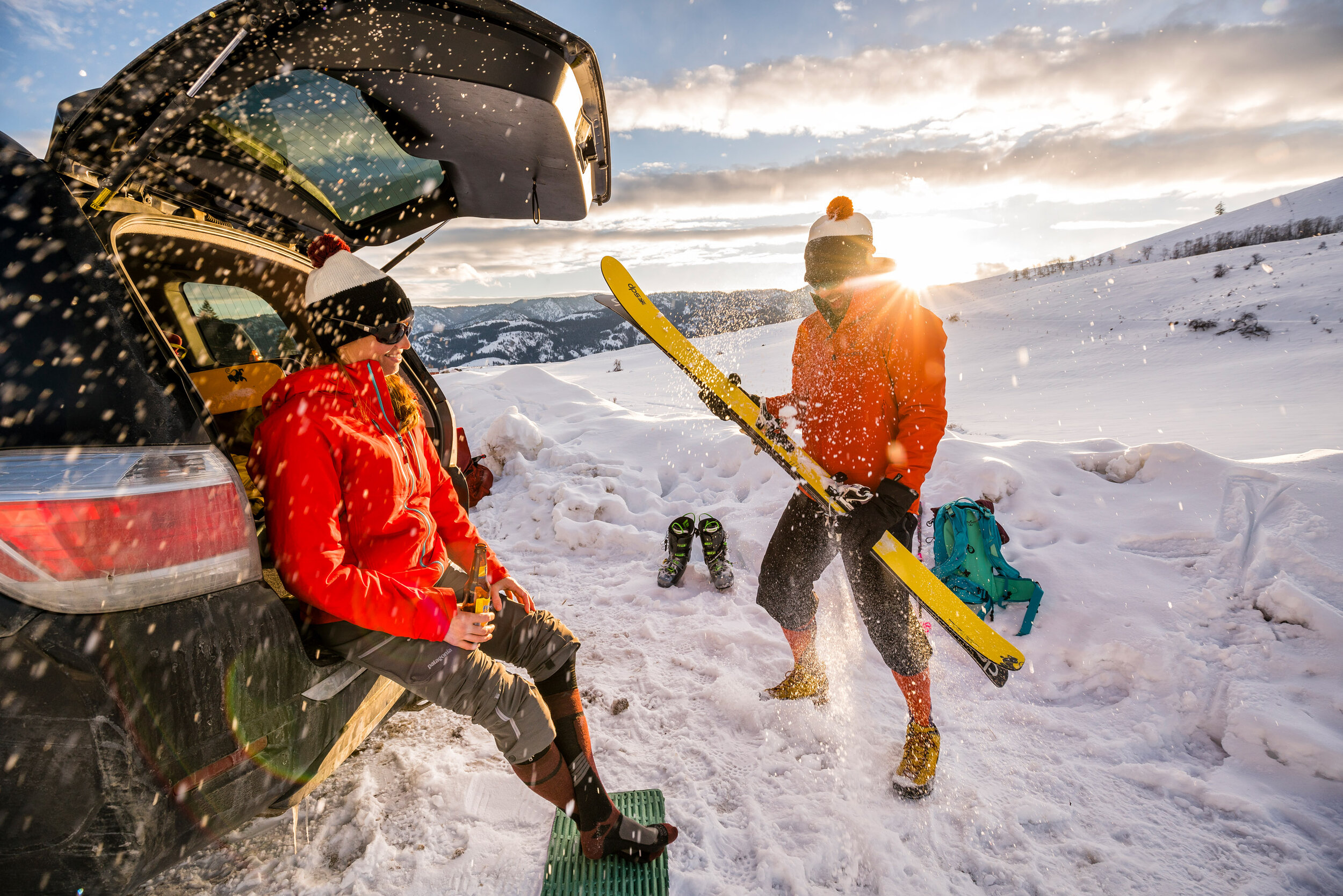  Lifestyle: Steph Williams and Dave Summers hanging out after a ski tour in the Methow Valley, Washington 