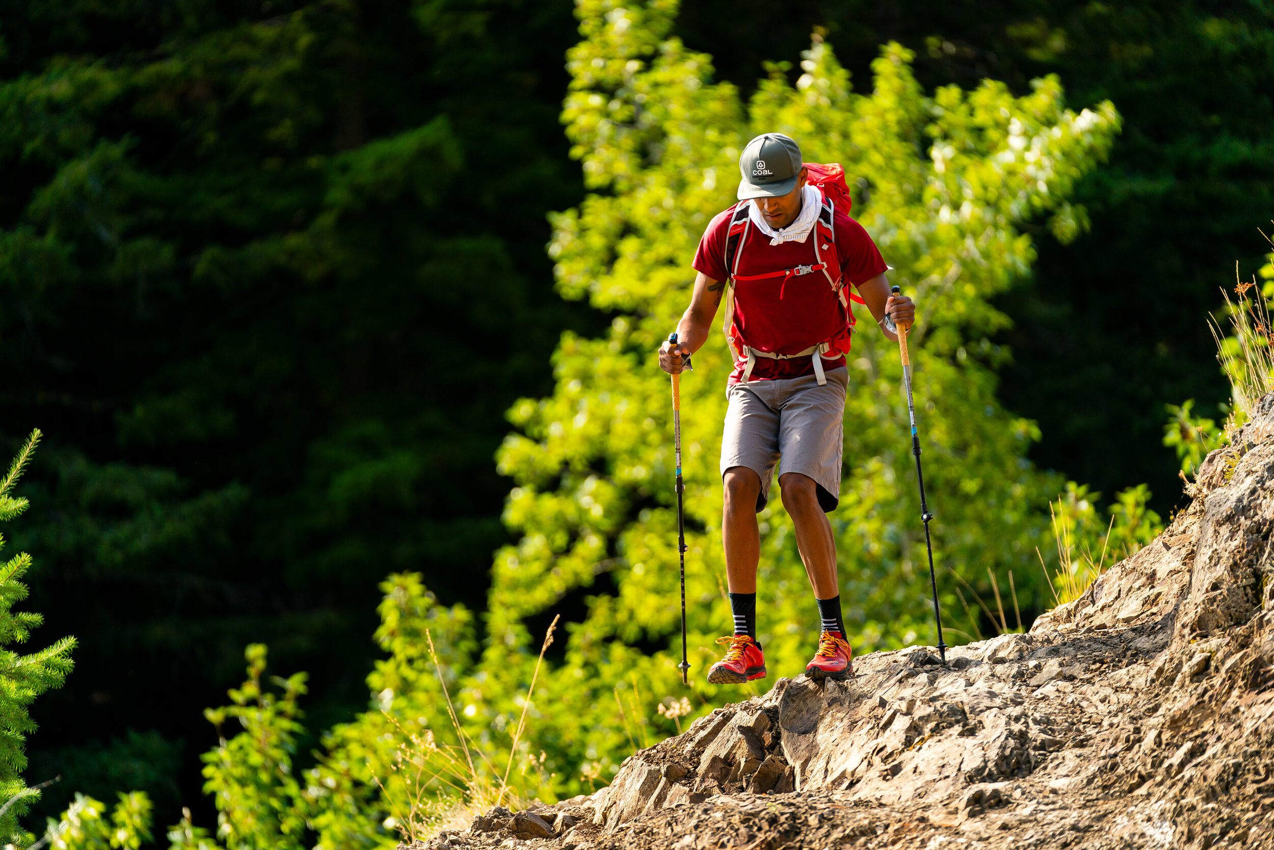  Lifestyle: Tim Cummings and Ariel Gliboff trail running on the Iron Bear trail in early Autumn, Central Cascades, Washington 