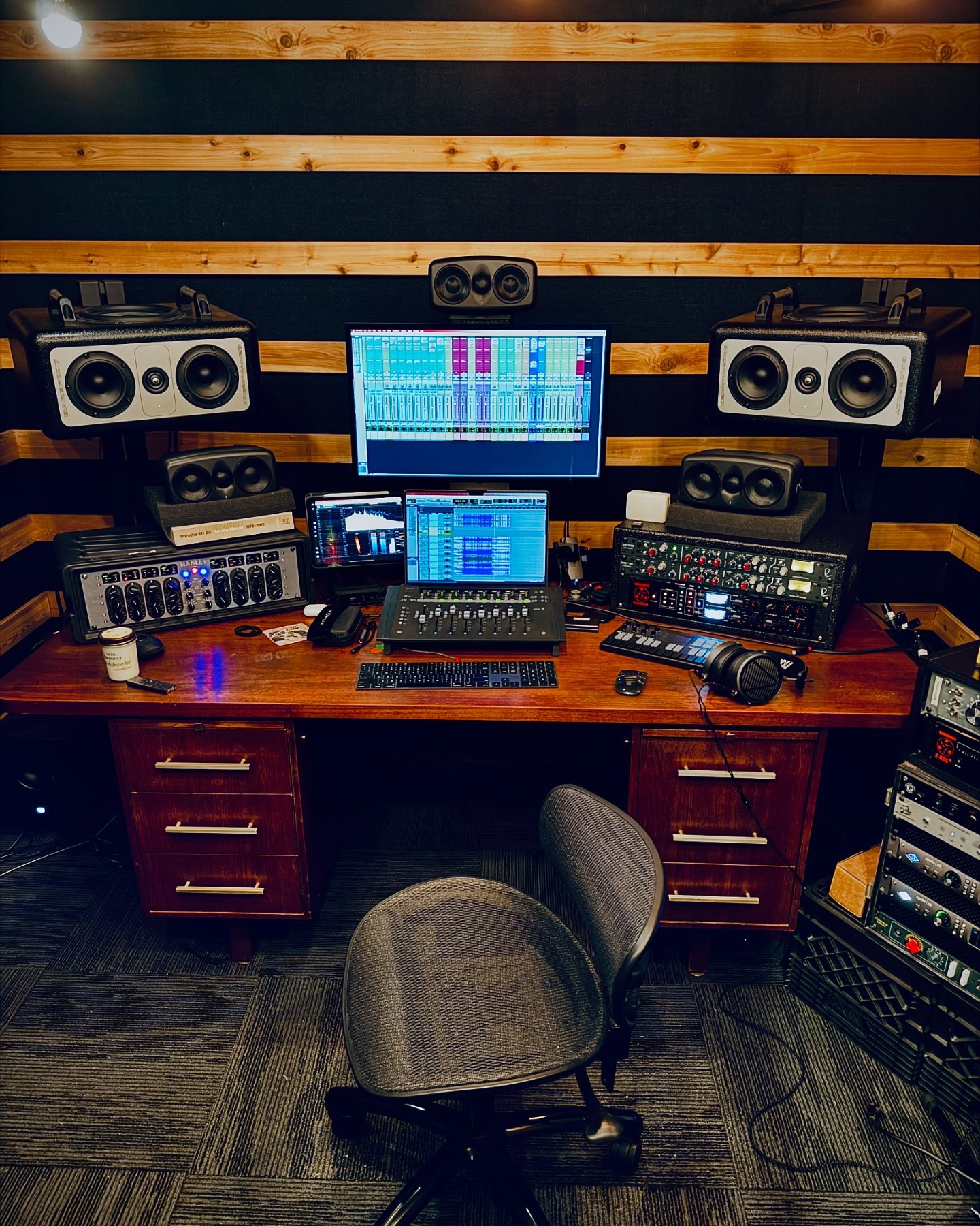 Shoutout to @barefootsound for getting me back up and running quickly. We knew the power supplies were on their last leg after a decade of use, and they guided me through removing the amps and shipping them for repair. These monitors push 1180 watts 