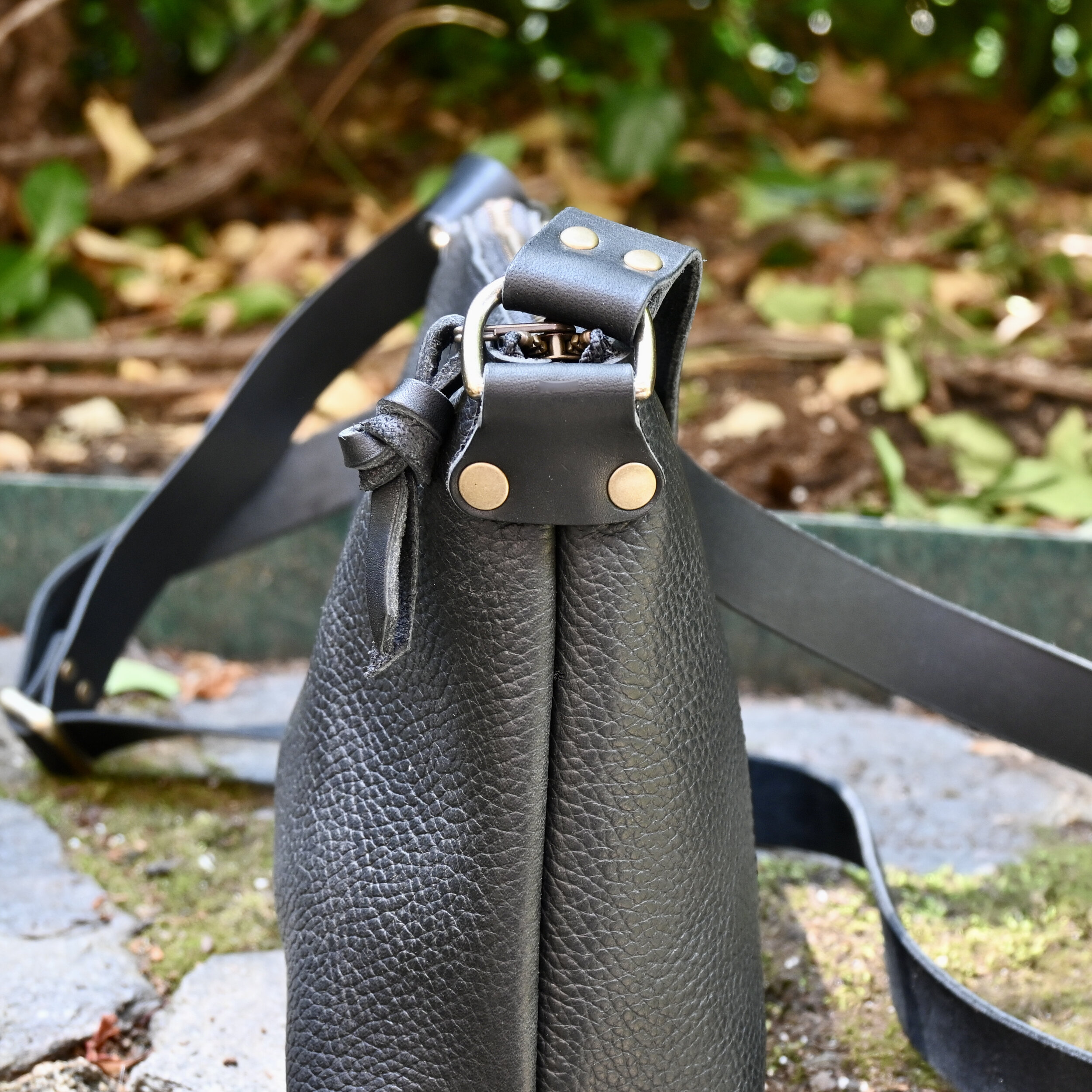 Essential Leather Zipper Crossbody