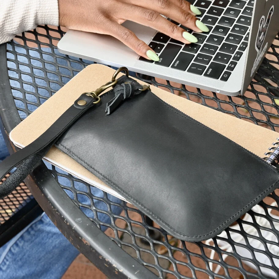 Handmade Black leather zipper clutch.JPG