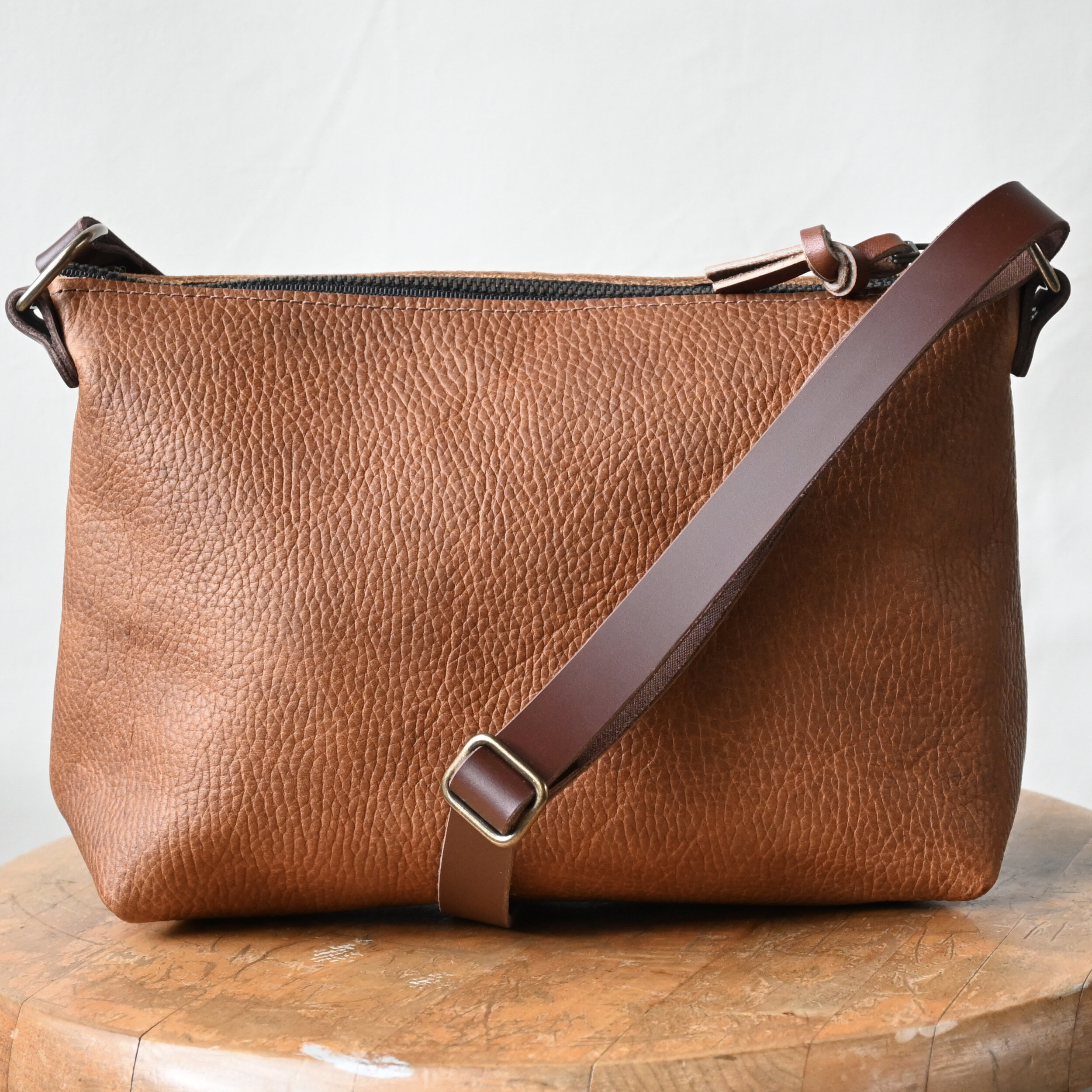 Full Grain Vegan Leather Messenger Bag Mens Leather Shoulder Bag