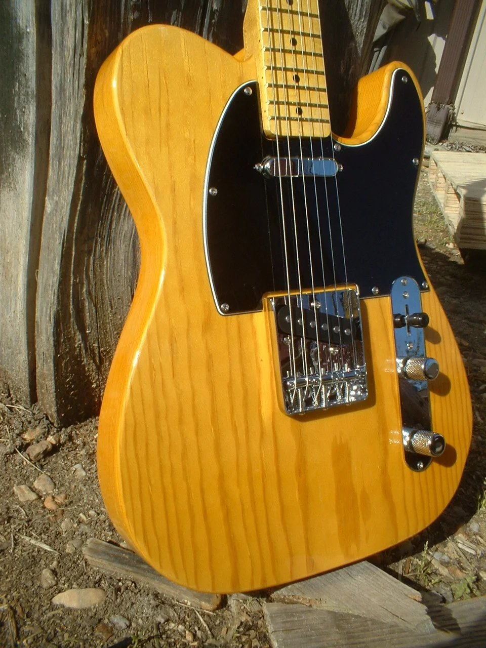 Pine Tele strung up and waiting for final tweaks (3).JPG