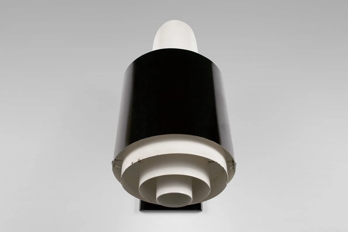 Vintage French Wall Lamp in Black and White Metal with Concentric Diffuser France 1950s