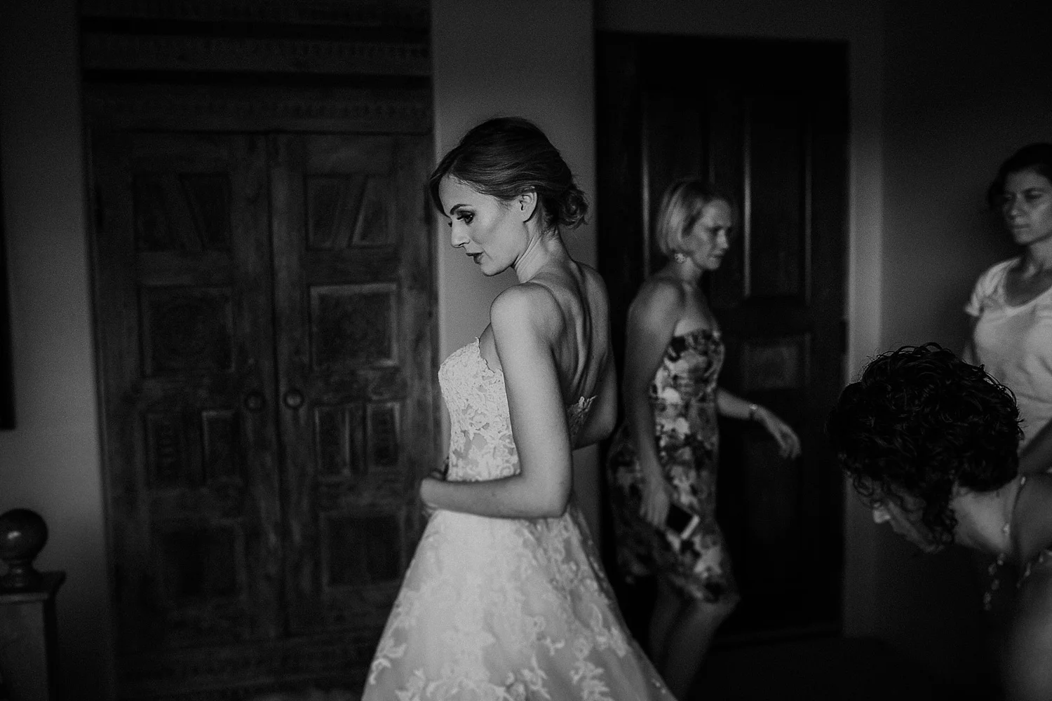 Alicia+lucia+photography+-+albuquerque+wedding+photographer+-+santa+fe+wedding+photography+-+new+mexico+wedding+photographer+-+gerald+peters+gallery+wedding_0009.jpg