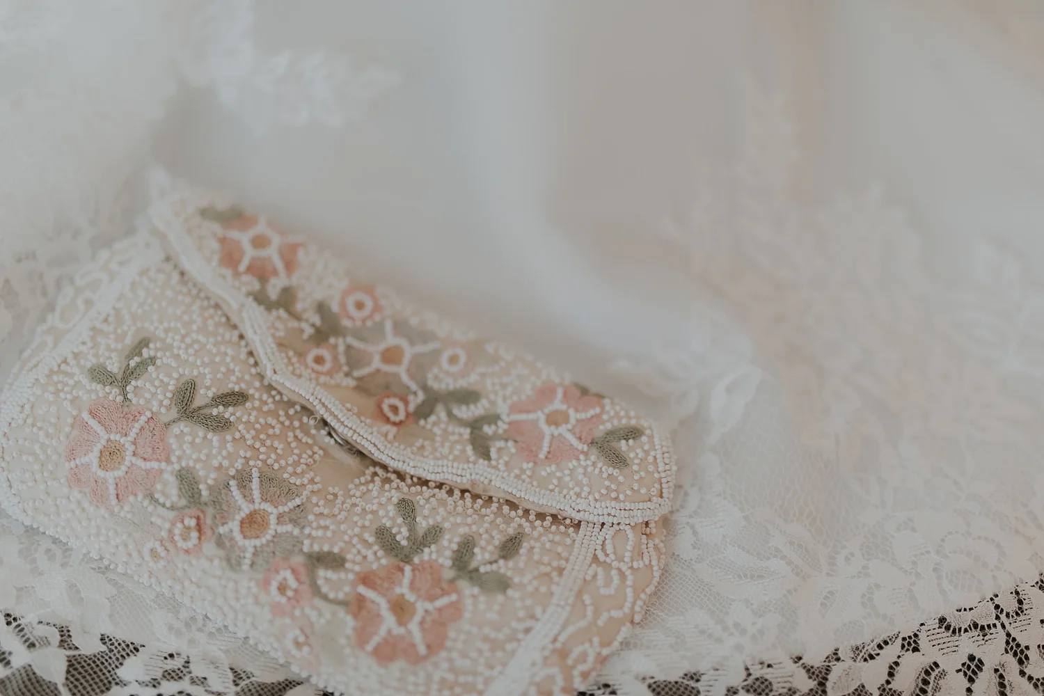 Alicia+lucia+photography+-+albuquerque+wedding+photographer+-+santa+fe+wedding+photography+-+new+mexico+wedding+photographer+-+casa+de+suenos+wedding_0102.jpg