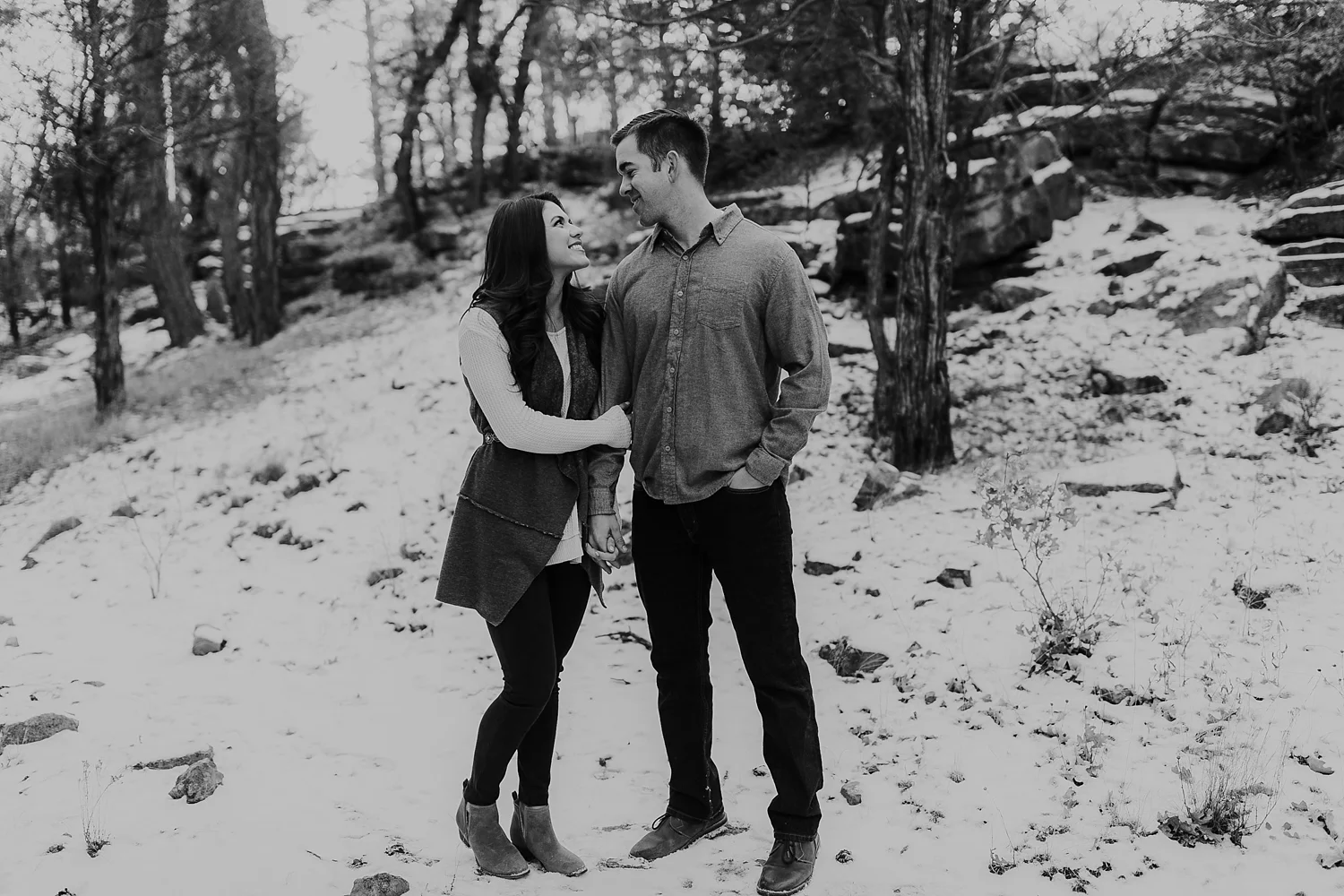 Alicia+lucia+photography+-+albuquerque+wedding+photographer+-+santa+fe+wedding+photography+-+new+mexico+wedding+photographer+-+new+mexico+engagement+-+winter+engagement+session_0004.jpg