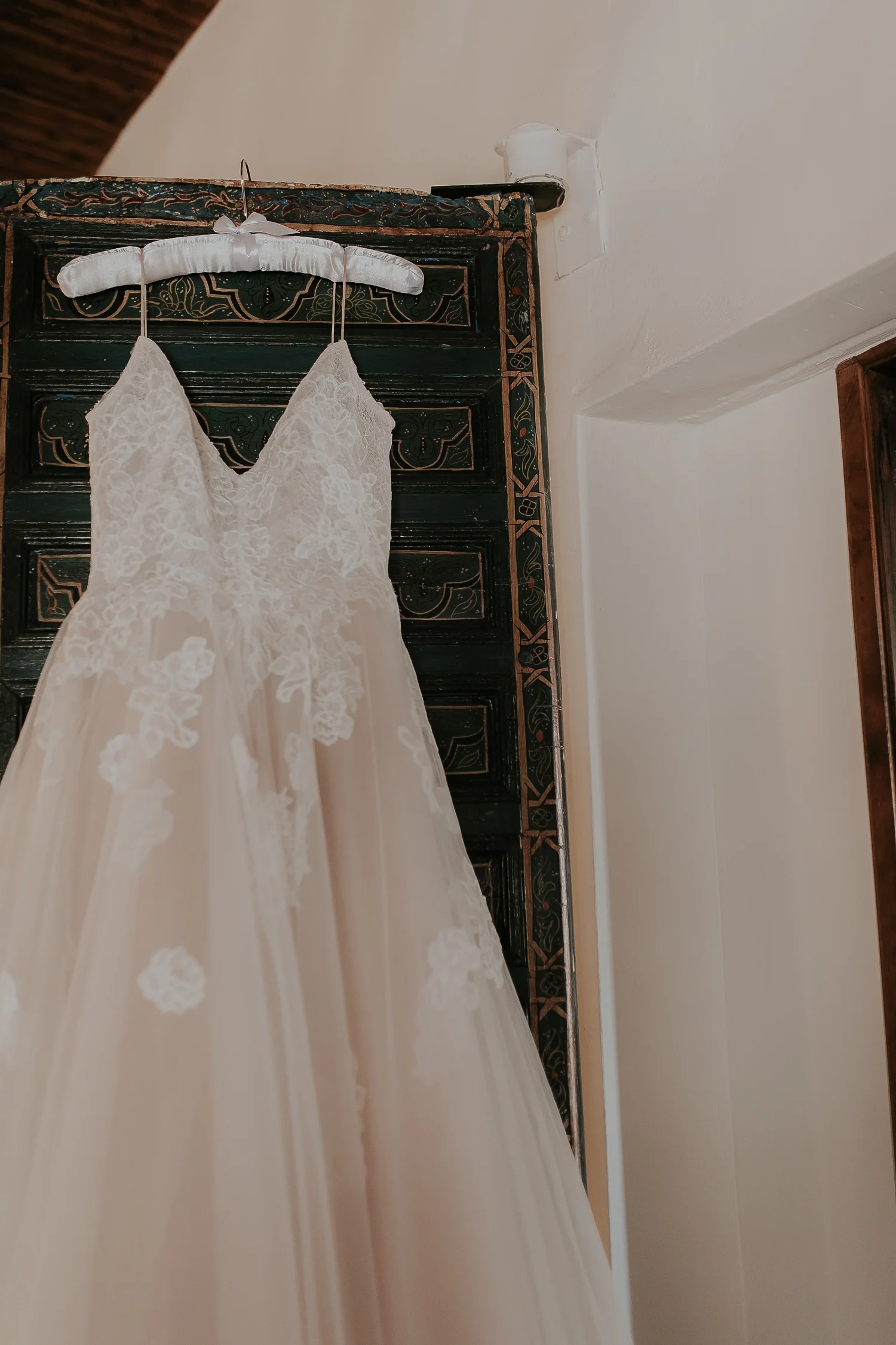 Alicia+lucia+photography+-+albuquerque+wedding+photographer+-+santa+fe+wedding+photography+-+new+mexico+wedding+photographer+-+summer+wedding+gowns+-+summer+wedding+style_0038.jpg