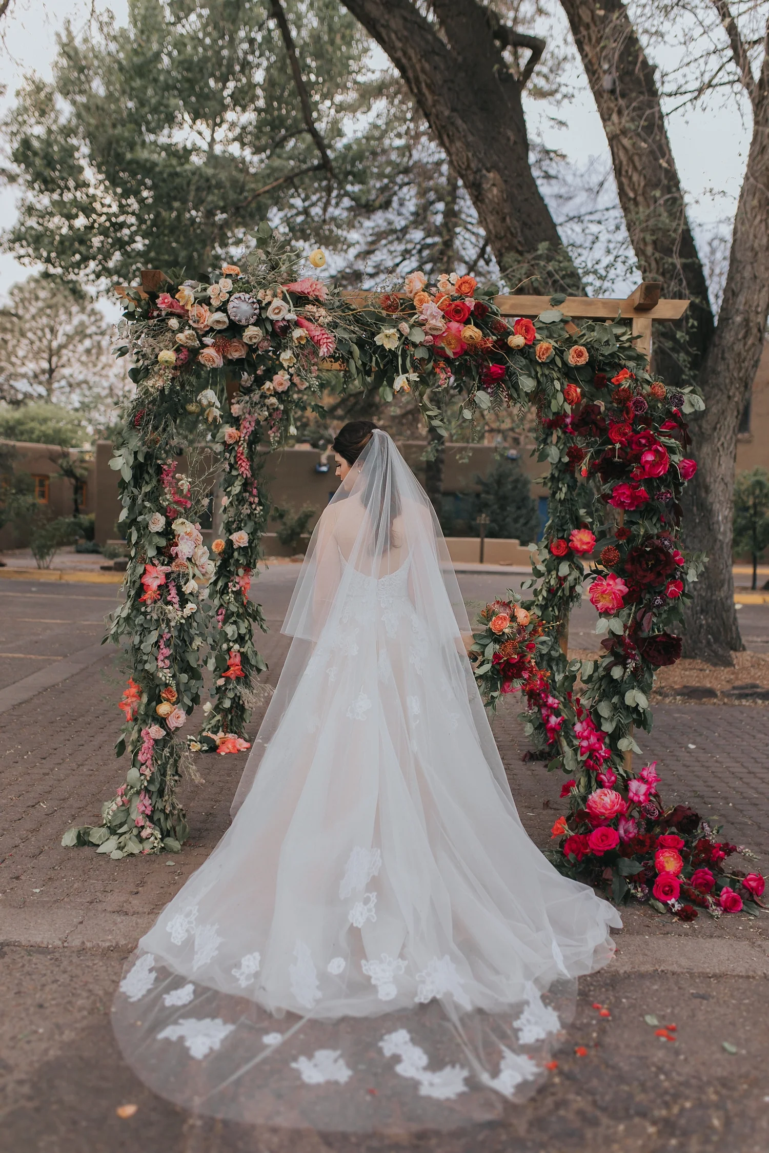 Alicia+lucia+photography+-+albuquerque+wedding+photographer+-+santa+fe+wedding+photography+-+new+mexico+wedding+photographer+-+summer+wedding+gowns+-+summer+wedding+style_0039.jpg