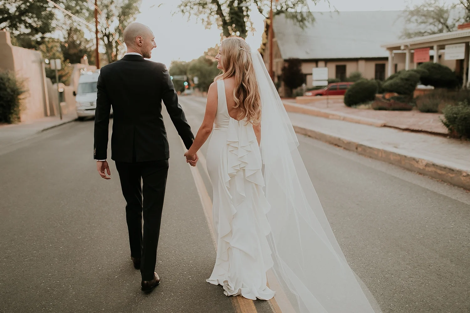 Alicia+lucia+photography+-+albuquerque+wedding+photographer+-+santa+fe+wedding+photography+-+new+mexico+wedding+photographer+-+summer+wedding+gowns+-+summer+wedding+style_0021.jpg