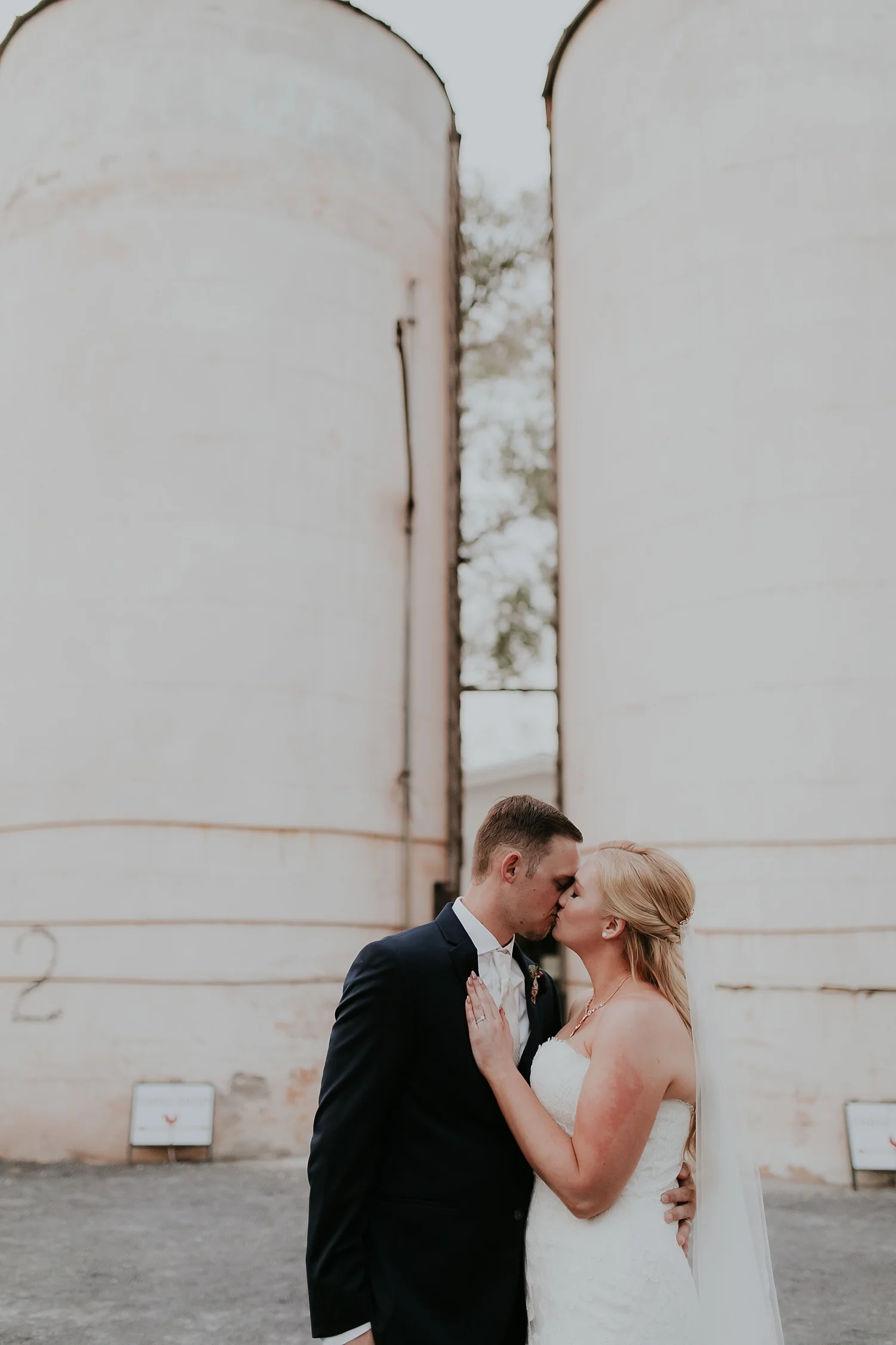 Alicia+lucia+photography+-+albuquerque+wedding+photographer+-+santa+fe+wedding+photography+-+new+mexico+wedding+photographer+-+los+poblanos+wedding+-+los+poblanos+fall+wedding_0104.jpg