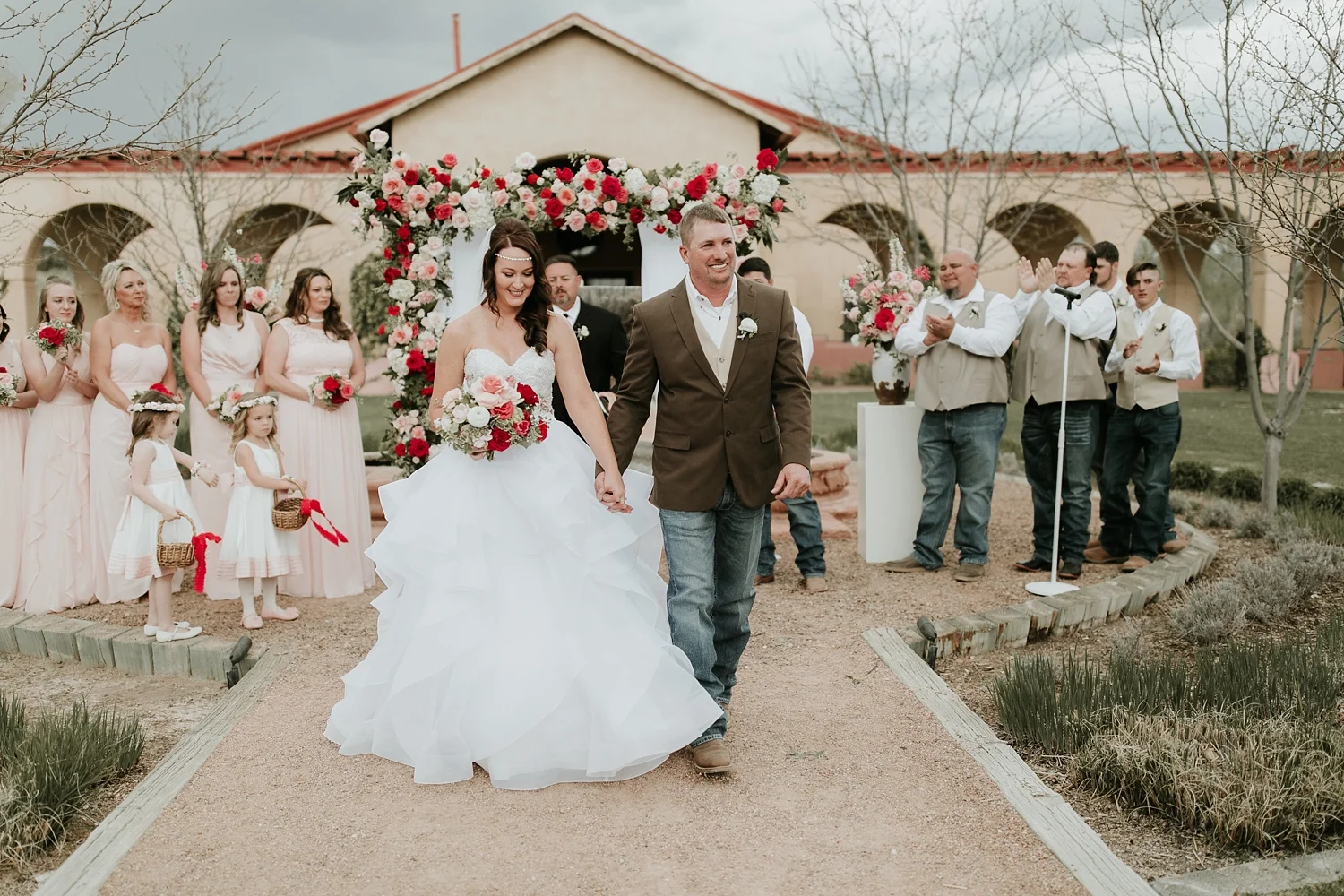 Alicia+lucia+photography+-+albuquerque+wedding+photographer+-+santa+fe+wedding+photography+-+new+mexico+wedding+photographer+-+new+mexico+engagement+-+la+mesita+ranch+wedding+-+la+mesita+ranch+spring+wedding_0037.jpg