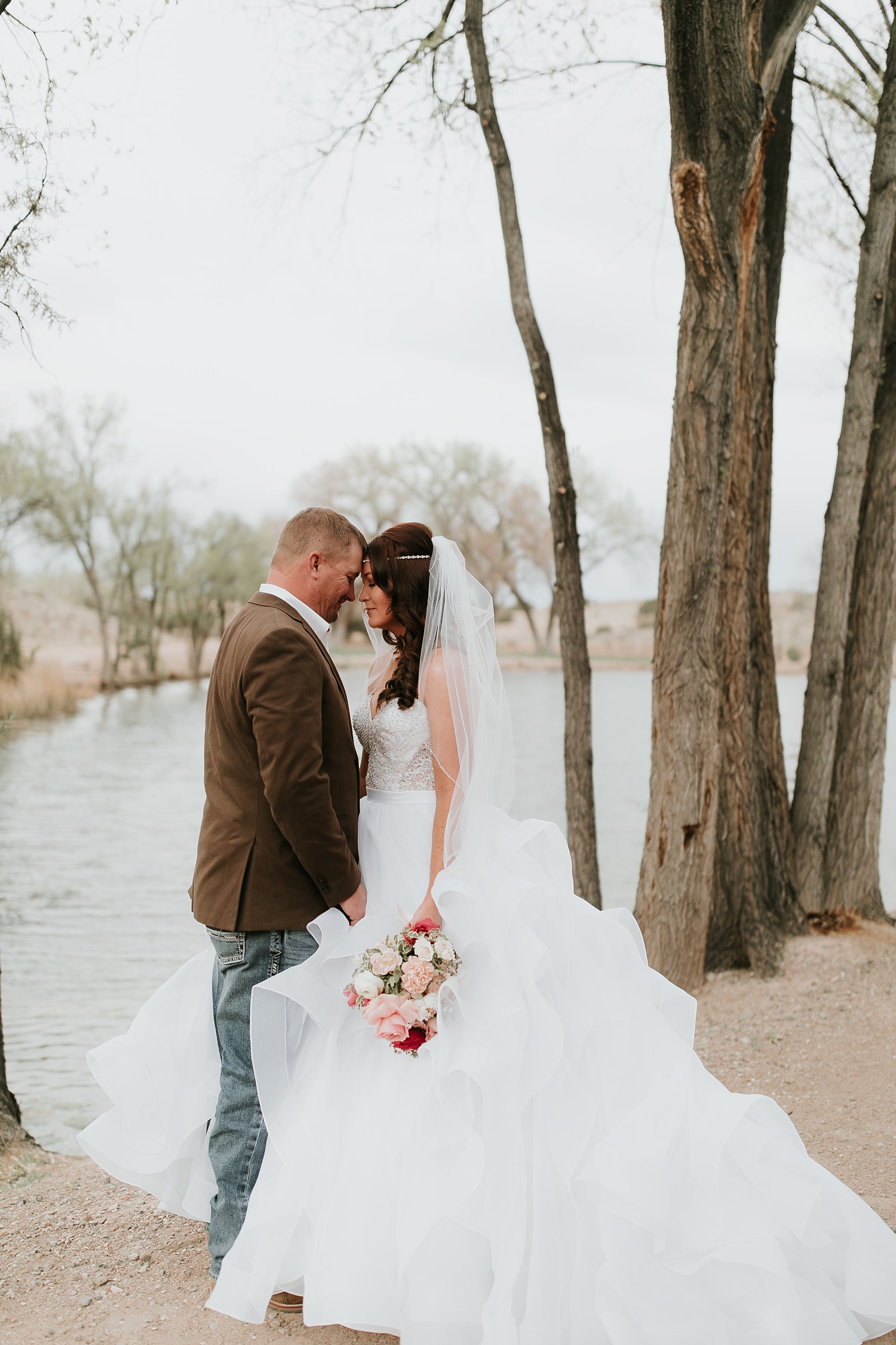 Alicia+lucia+photography+-+albuquerque+wedding+photographer+-+santa+fe+wedding+photography+-+new+mexico+wedding+photographer+-+new+mexico+engagement+-+la+mesita+ranch+wedding+-+la+mesita+ranch+spring+wedding_0057.jpg