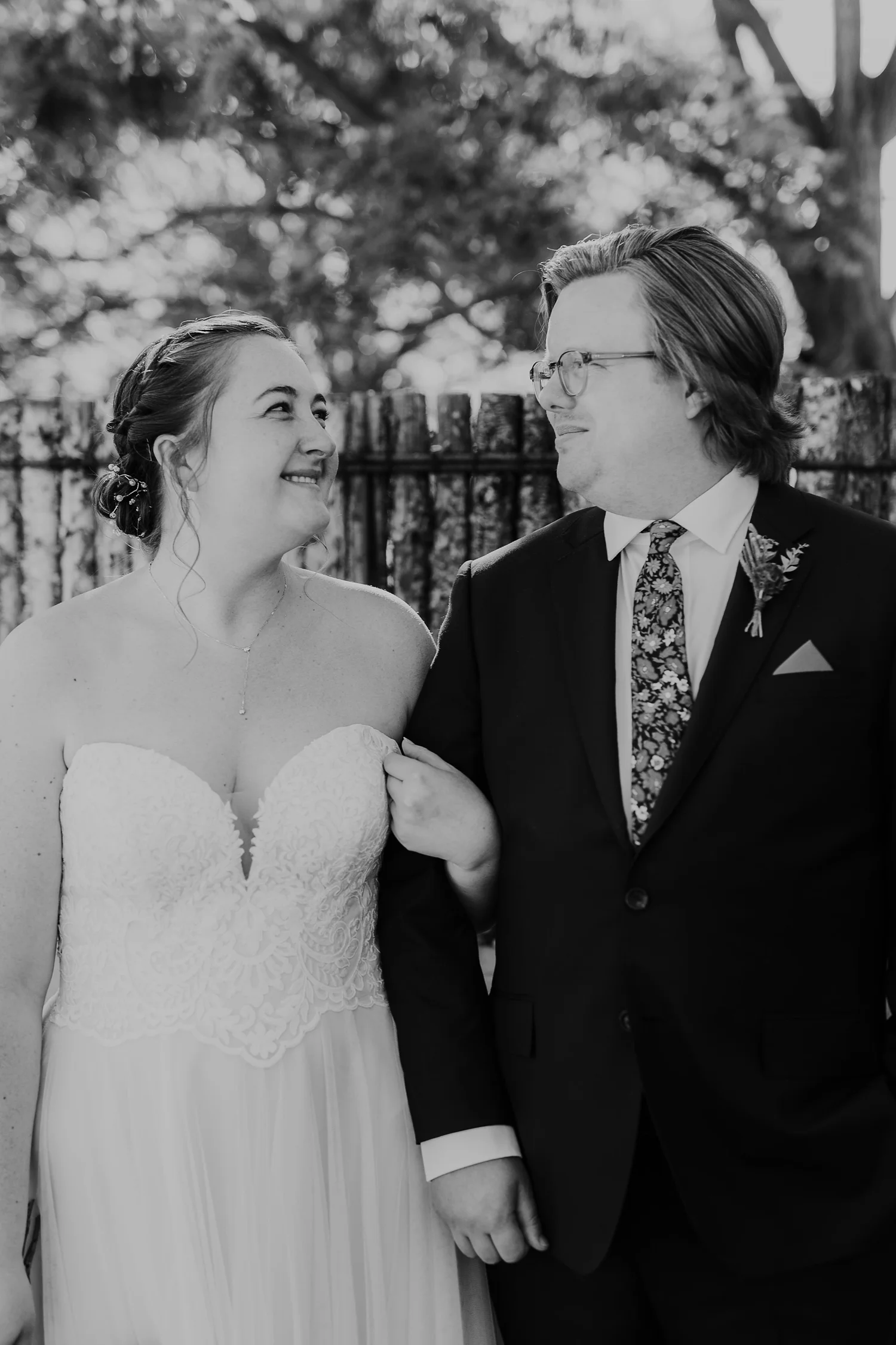Alicia+lucia+photography+-+albuquerque+wedding+photographer+-+santa+fe+wedding+photography+-+new+mexico+wedding+photographer+-+hacienda+dona+andrea+wedding+-+destination+wedding+-+new+york+couple_0051.jpg