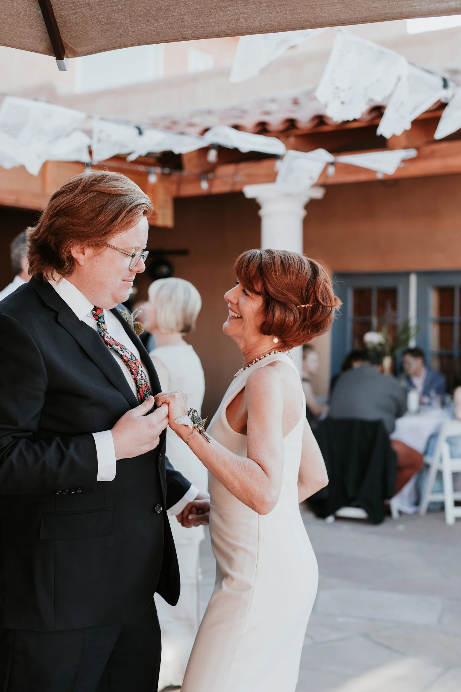 Alicia+lucia+photography+-+albuquerque+wedding+photographer+-+santa+fe+wedding+photography+-+new+mexico+wedding+photographer+-+hacienda+dona+andrea+wedding+-+destination+wedding+-+new+york+couple_0064.jpg