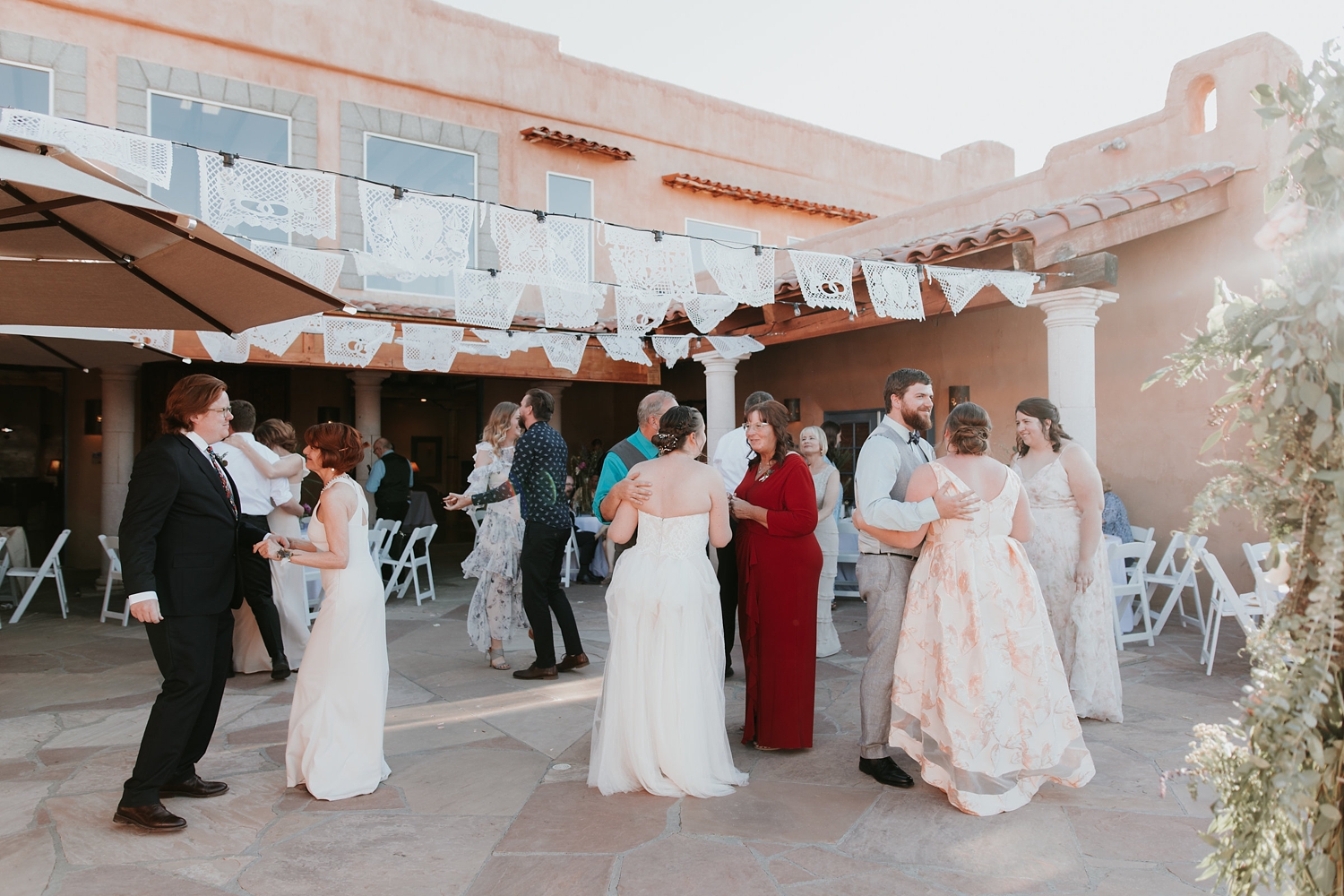 Alicia+lucia+photography+-+albuquerque+wedding+photographer+-+santa+fe+wedding+photography+-+new+mexico+wedding+photographer+-+hacienda+dona+andrea+wedding+-+destination+wedding+-+new+york+couple_0071.jpg