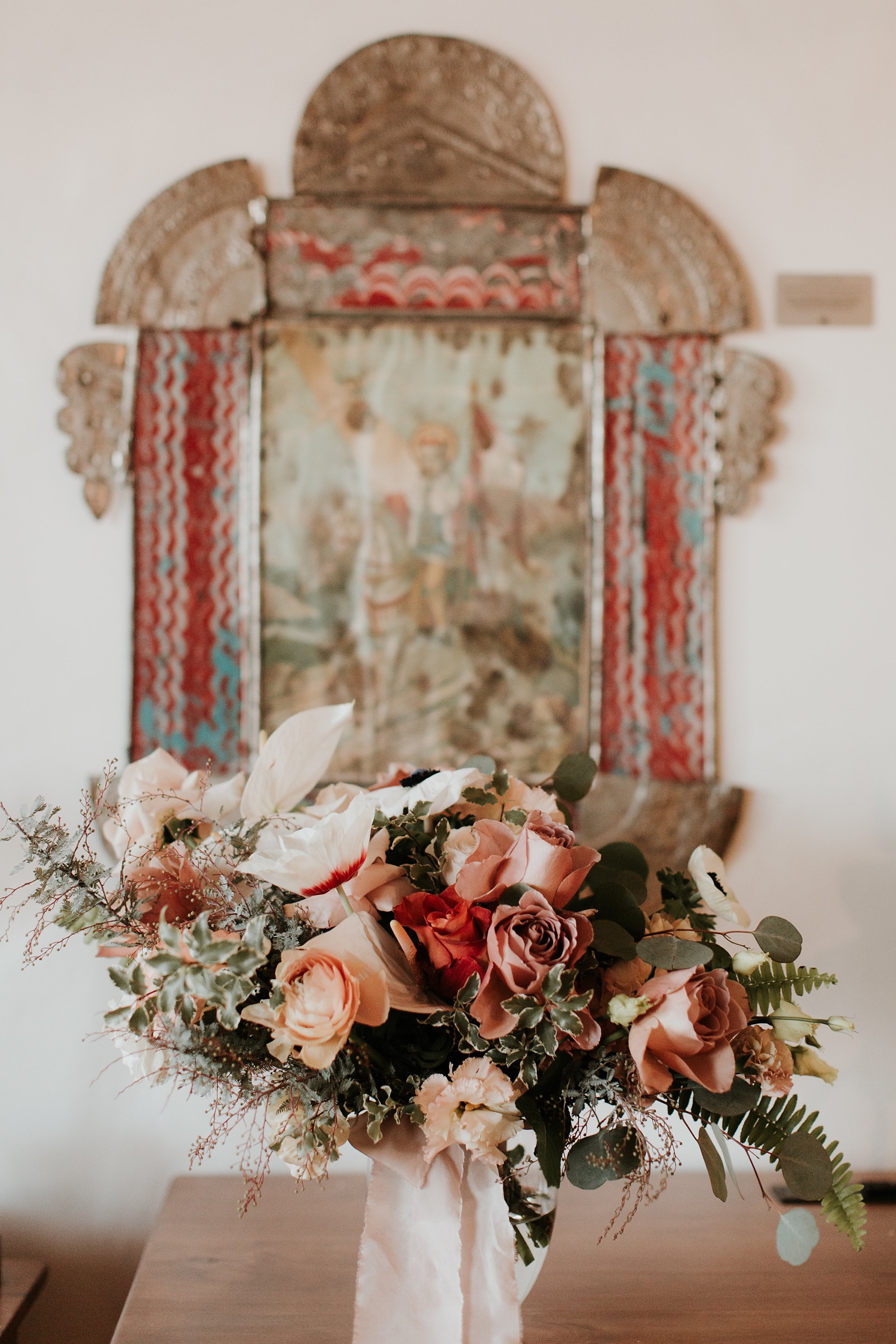 Alicia+lucia+photography+-+albuquerque+wedding+photographer+-+santa+fe+wedding+photography+-+new+mexico+wedding+photographer+-+la+fonda+wedding+-+la+fonda+winter+wedding_0002.jpg