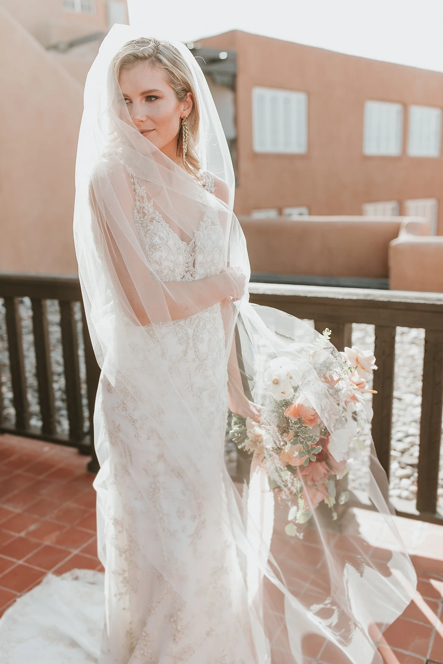 Alicia+lucia+photography+-+albuquerque+wedding+photographer+-+santa+fe+wedding+photography+-+new+mexico+wedding+photographer+-+la+fonda+wedding+-+la+fonda+winter+wedding_0030.jpg