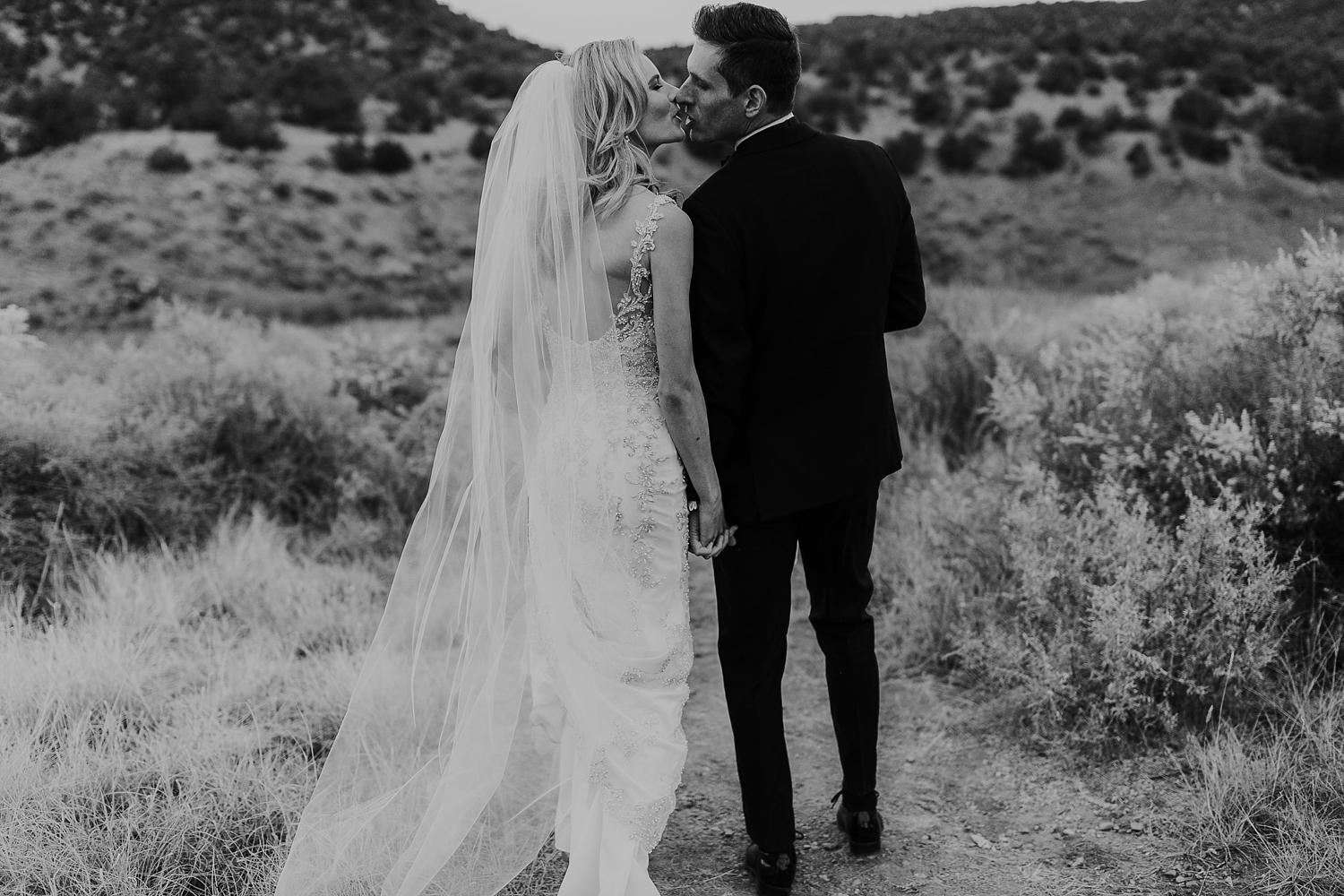 Alicia+lucia+photography+-+albuquerque+wedding+photographer+-+santa+fe+wedding+photography+-+new+mexico+wedding+photographer+-+la+fonda+wedding+-+la+fonda+winter+wedding_0090.jpg