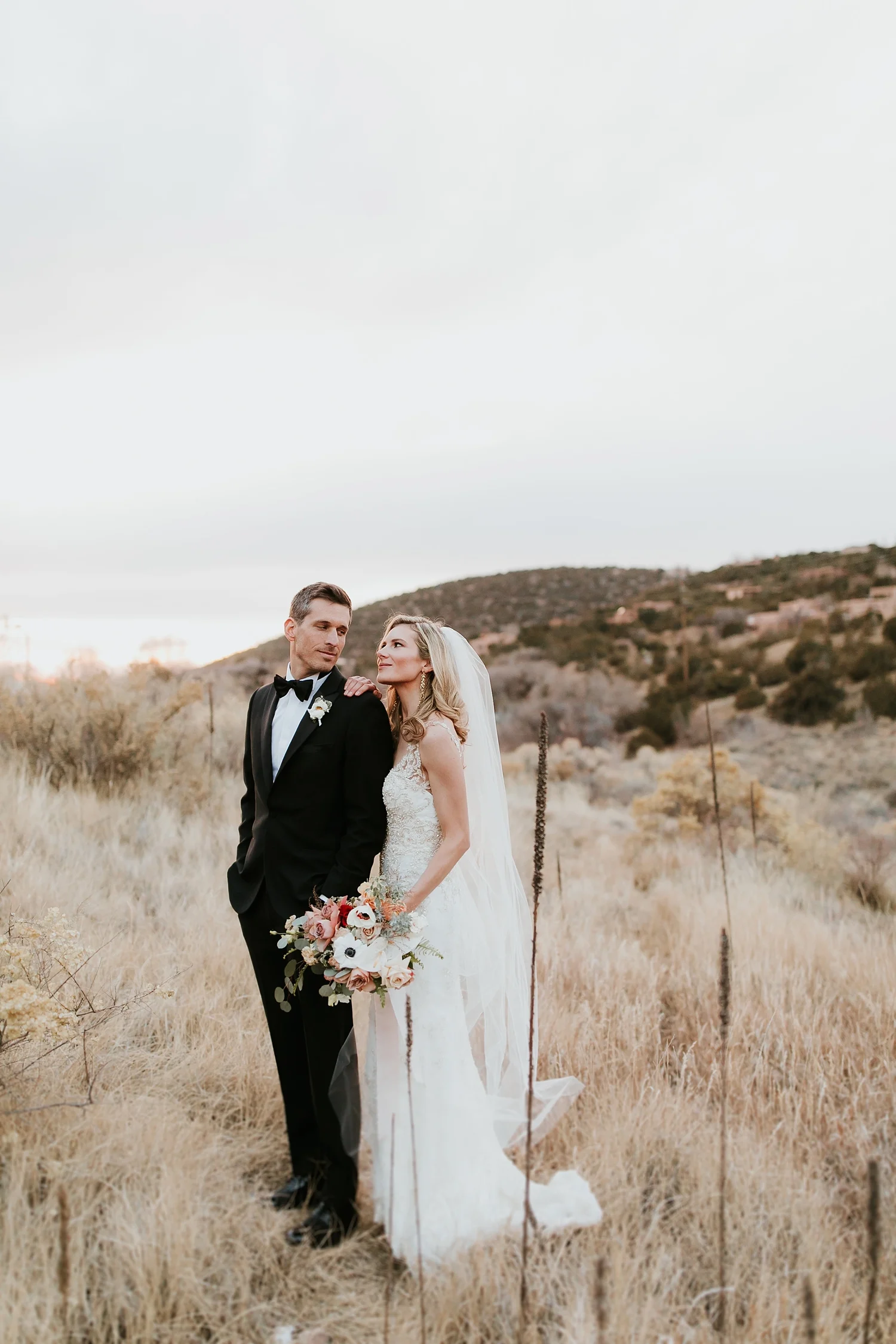 Alicia+lucia+photography+-+albuquerque+wedding+photographer+-+santa+fe+wedding+photography+-+new+mexico+wedding+photographer+-+la+fonda+wedding+-+la+fonda+winter+wedding_0098.jpg