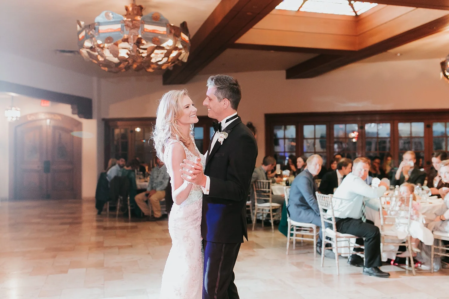 Alicia+lucia+photography+-+albuquerque+wedding+photographer+-+santa+fe+wedding+photography+-+new+mexico+wedding+photographer+-+la+fonda+wedding+-+la+fonda+winter+wedding_0122.jpg