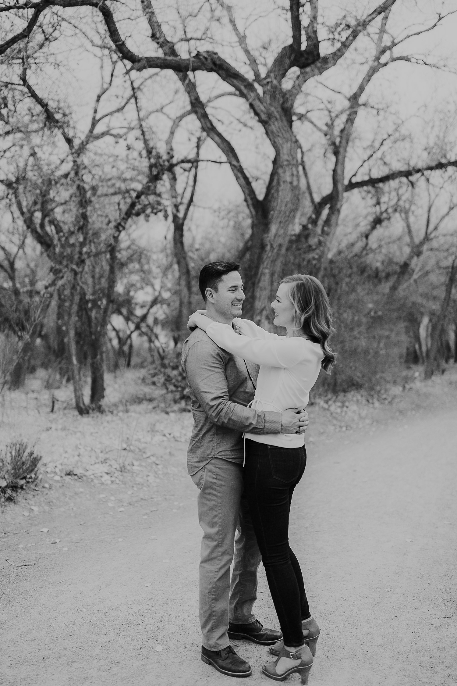 Alicia+lucia+photography+-+albuquerque+wedding+photographer+-+santa+fe+wedding+photography+-+new+mexico+wedding+photographer+-+new+mexico+engagement+-+albuquerque+engagement+-+spring+new+mexico+engagement+-+bosque+engagement_0018.jpg