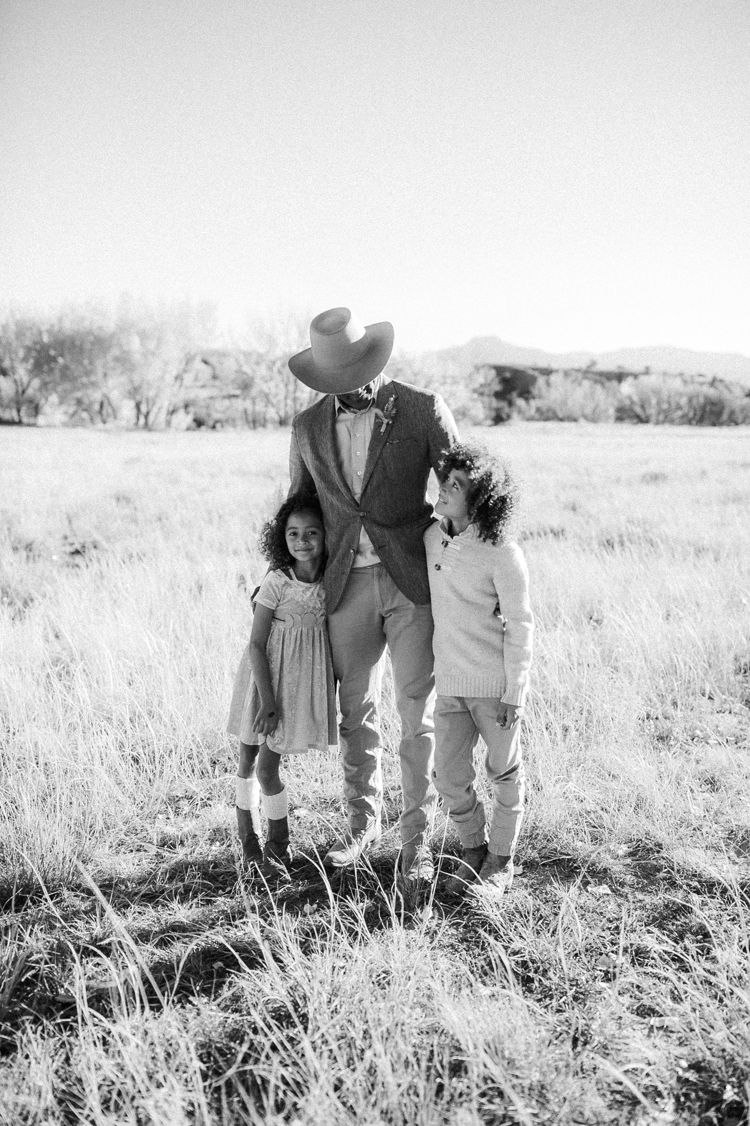 Alicia+lucia+photography+-+albuquerque+wedding+photographer+-+santa+fe+wedding+photography+-+new+mexico+wedding+photographer+-+new+mexico+ghost+ranch+wedding+-+styled+wedding+shoot_0017.jpg