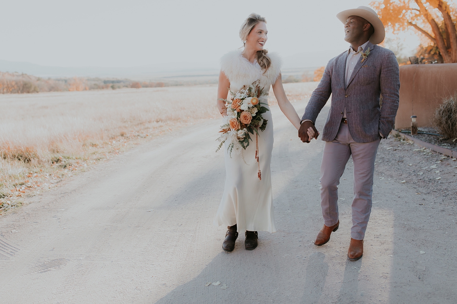 Alicia+lucia+photography+-+albuquerque+wedding+photographer+-+santa+fe+wedding+photography+-+new+mexico+wedding+photographer+-+new+mexico+ghost+ranch+wedding+-+styled+wedding+shoot_0051.jpg