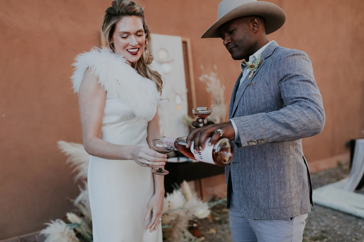 Alicia+lucia+photography+-+albuquerque+wedding+photographer+-+santa+fe+wedding+photography+-+new+mexico+wedding+photographer+-+new+mexico+ghost+ranch+wedding+-+styled+wedding+shoot_0055.jpg