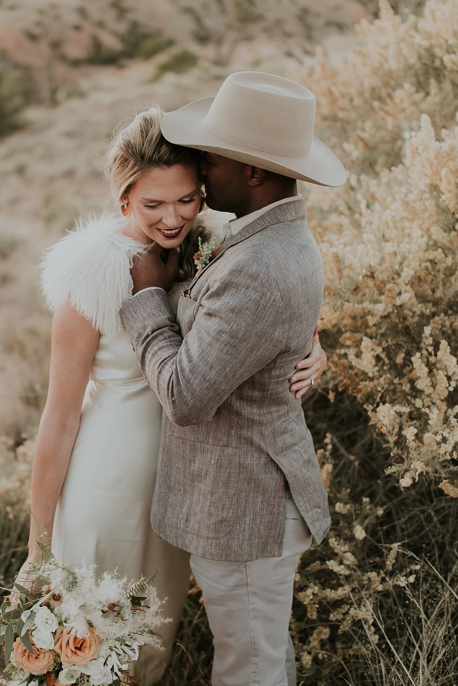 Alicia+lucia+photography+-+albuquerque+wedding+photographer+-+santa+fe+wedding+photography+-+new+mexico+wedding+photographer+-+new+mexico+ghost+ranch+wedding+-+styled+wedding+shoot_0074.jpg