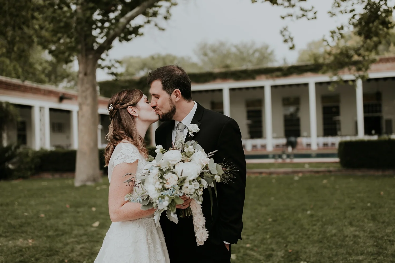 Alicia+lucia+photography+-+albuquerque+wedding+photographer+-+santa+fe+wedding+photography+-+new+mexico+wedding+photographer+-+los+poblanos+albuquerque+wedding+-+natural+toned+los+poblanos+wedding+-+fall+los+poblanos+wedding_0035.jpg