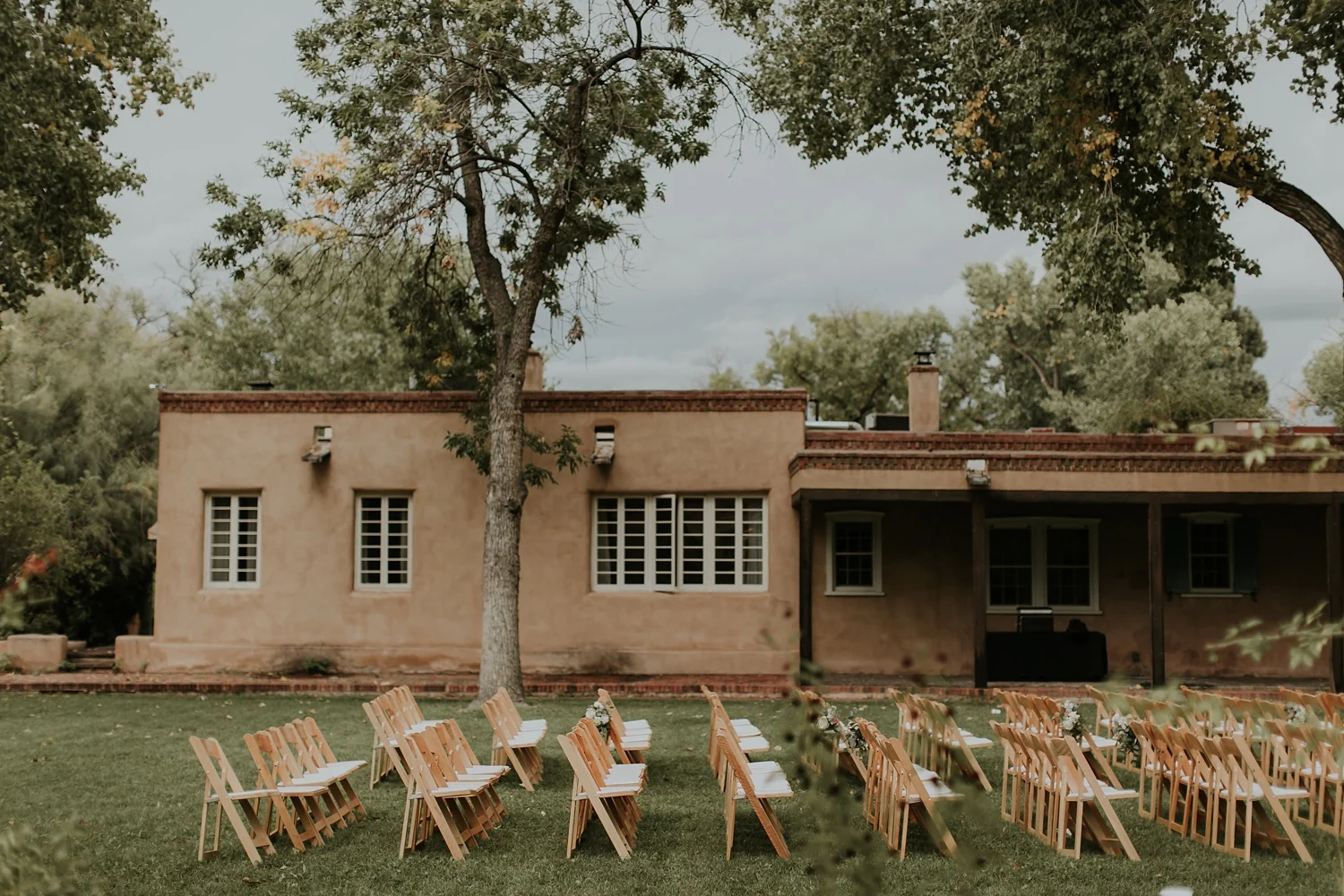 Alicia+lucia+photography+-+albuquerque+wedding+photographer+-+santa+fe+wedding+photography+-+new+mexico+wedding+photographer+-+los+poblanos+albuquerque+wedding+-+natural+toned+los+poblanos+wedding+-+fall+los+poblanos+wedding_0086.jpg