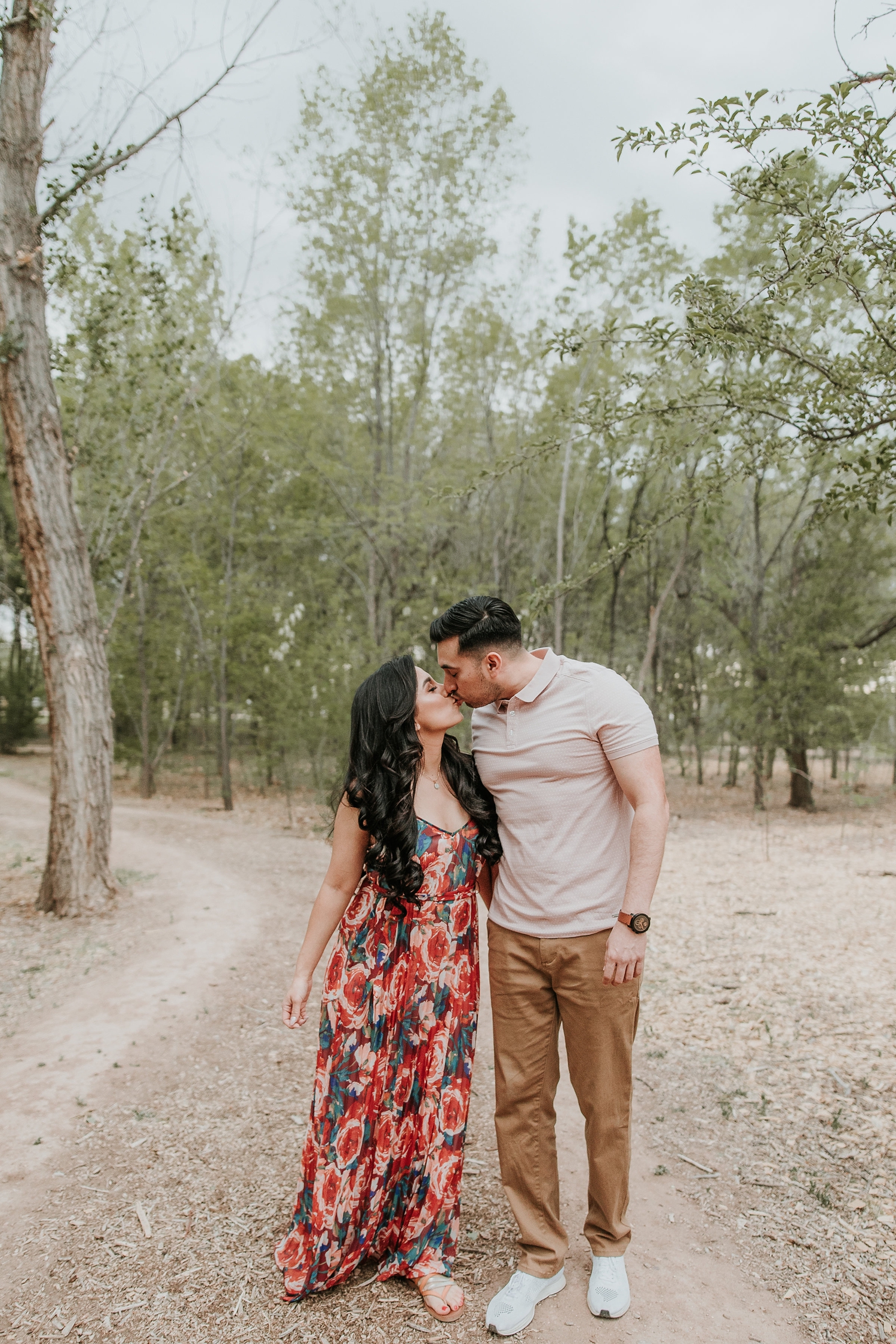 Alicia+lucia+photography+-+albuquerque+wedding+photographer+-+santa+fe+wedding+photography+-+new+mexico+wedding+photographer+-+new+mexico+engagement+-+new+mexico+desert+engagement+-+spring+bosque+engagement_0006.jpg