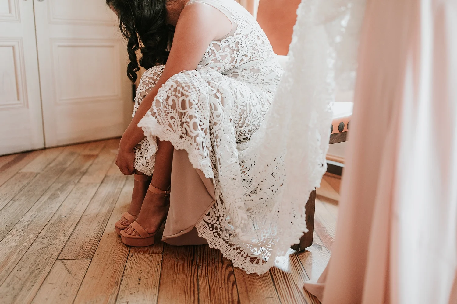 Alicia+lucia+photography+-+albuquerque+wedding+photographer+-+santa+fe+wedding+photography+-+new+mexico+wedding+photographer+-+new+mexico+wedding+-+la+fond+santa+fe+wedding+-+la+fonda+santa+fe+summer+wedding+-+bright+santa+fe+wedding_0017.jpg