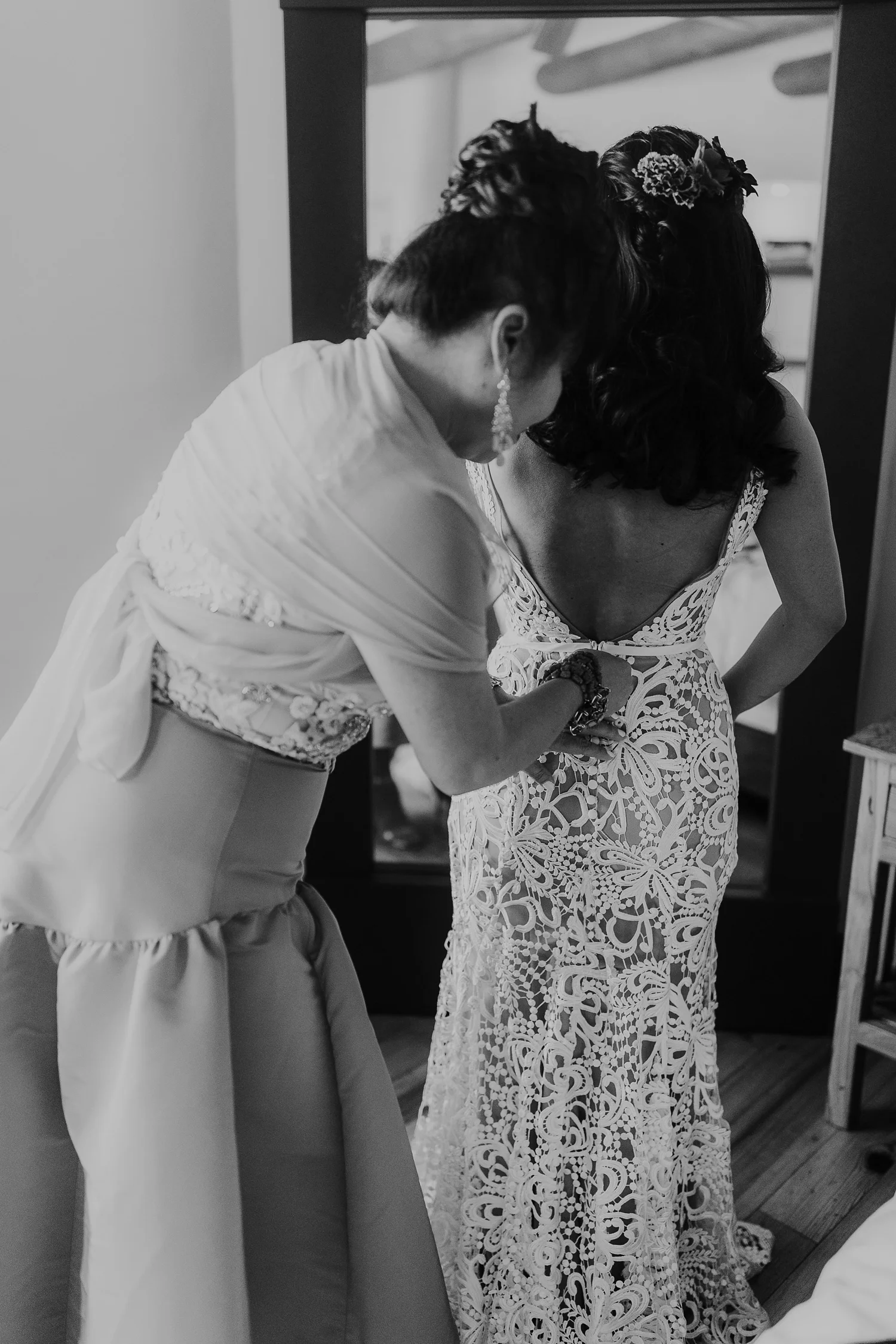 Alicia+lucia+photography+-+albuquerque+wedding+photographer+-+santa+fe+wedding+photography+-+new+mexico+wedding+photographer+-+new+mexico+wedding+-+la+fond+santa+fe+wedding+-+la+fonda+santa+fe+summer+wedding+-+bright+santa+fe+wedding_0016.jpg