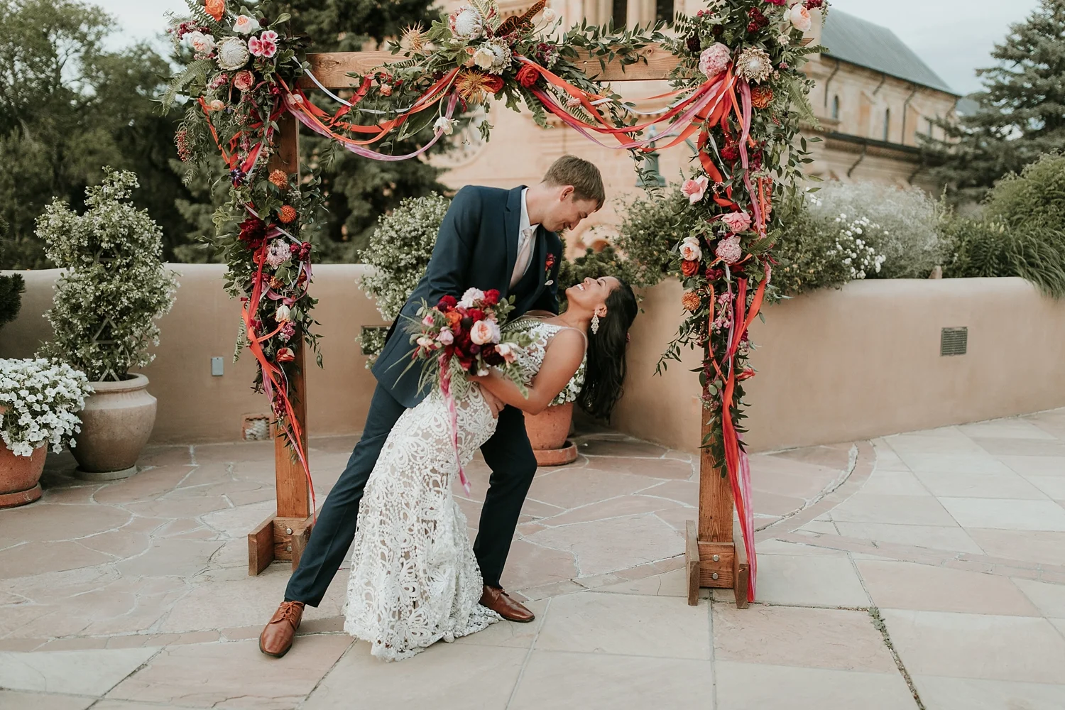 Alicia+lucia+photography+-+albuquerque+wedding+photographer+-+santa+fe+wedding+photography+-+new+mexico+wedding+photographer+-+new+mexico+wedding+-+la+fond+santa+fe+wedding+-+la+fonda+santa+fe+summer+wedding+-+bright+santa+fe+wedding_0101.jpg