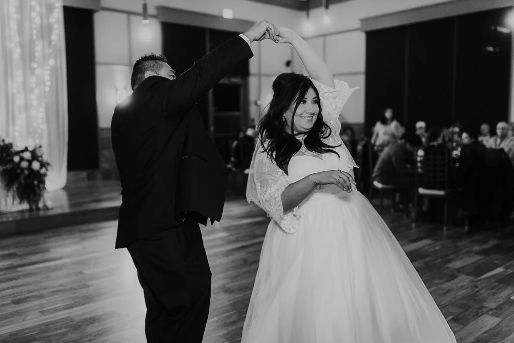 Alicia+lucia+photography+-+albuquerque+wedding+photographer+-+santa+fe+wedding+photography+-+new+mexico+wedding+photographer+-+albuquerque+winter+wedding+-+noahs+event+venue+wedding+-+noahs+event+venue+winter+wedding+-+new+mexico+winter+wedding_0098.jpg