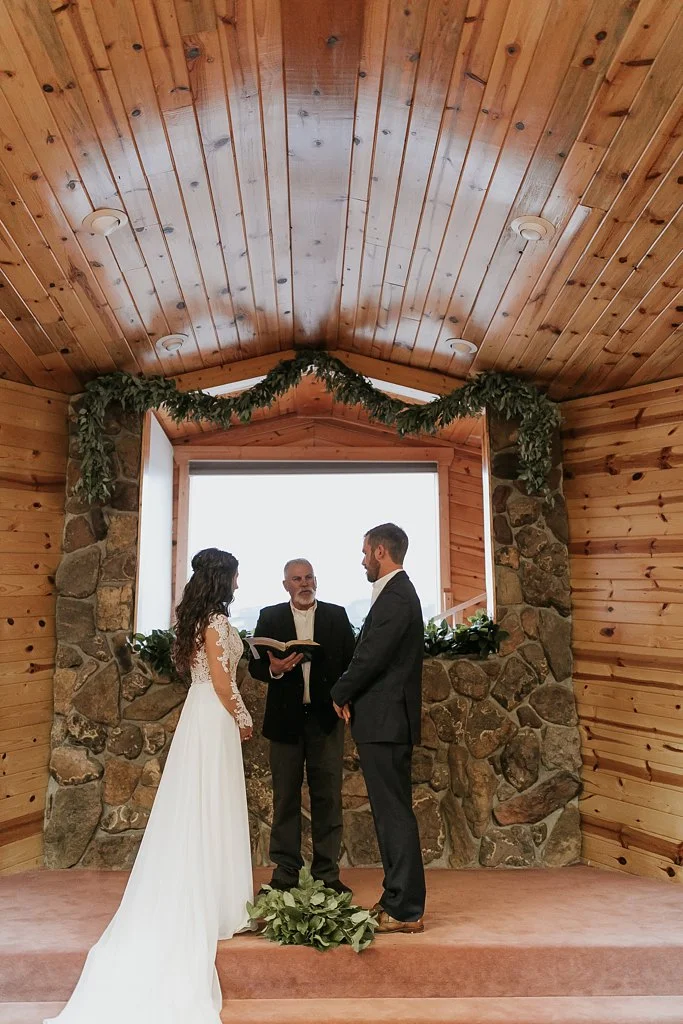 Alicia+lucia+photography+-+albuquerque+wedding+photographer+-+santa+fe+wedding+photography+-+new+mexico+wedding+photographer+-+eagles+nest+new+mexico+-+eagles+nest+wedding+-+eagles+nest+elopement+-+winter+wedding_0011.jpg