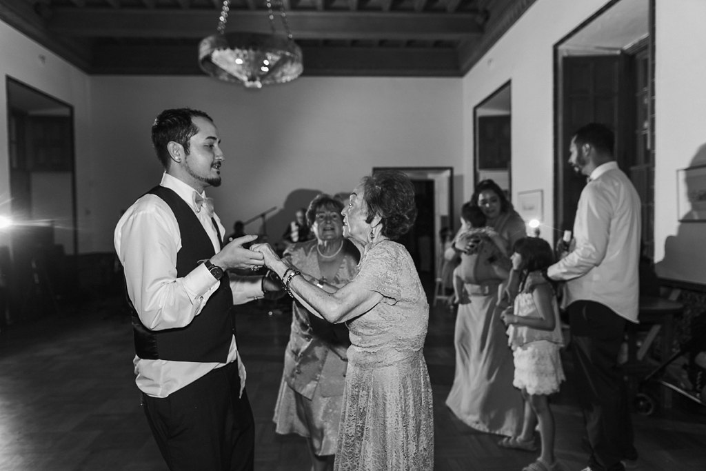 Alicia+lucia+photography+-+albuquerque+wedding+photographer+-+santa+fe+wedding+photography+-+new+mexico+wedding+photographer+-+los+poblanos+wedding+-+los+poblanos+august+wedding_0105.jpg
