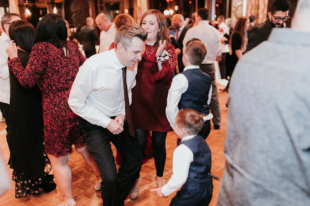 Alicia+lucia+photography+-+albuquerque+wedding+photographer+-+santa+fe+wedding+photography+-+new+mexico+wedding+photographer+-+taos+new+mexico+-+taos+wedding+-+el+monte+sagrado+wedding+-+winter+wedding_0118.jpg